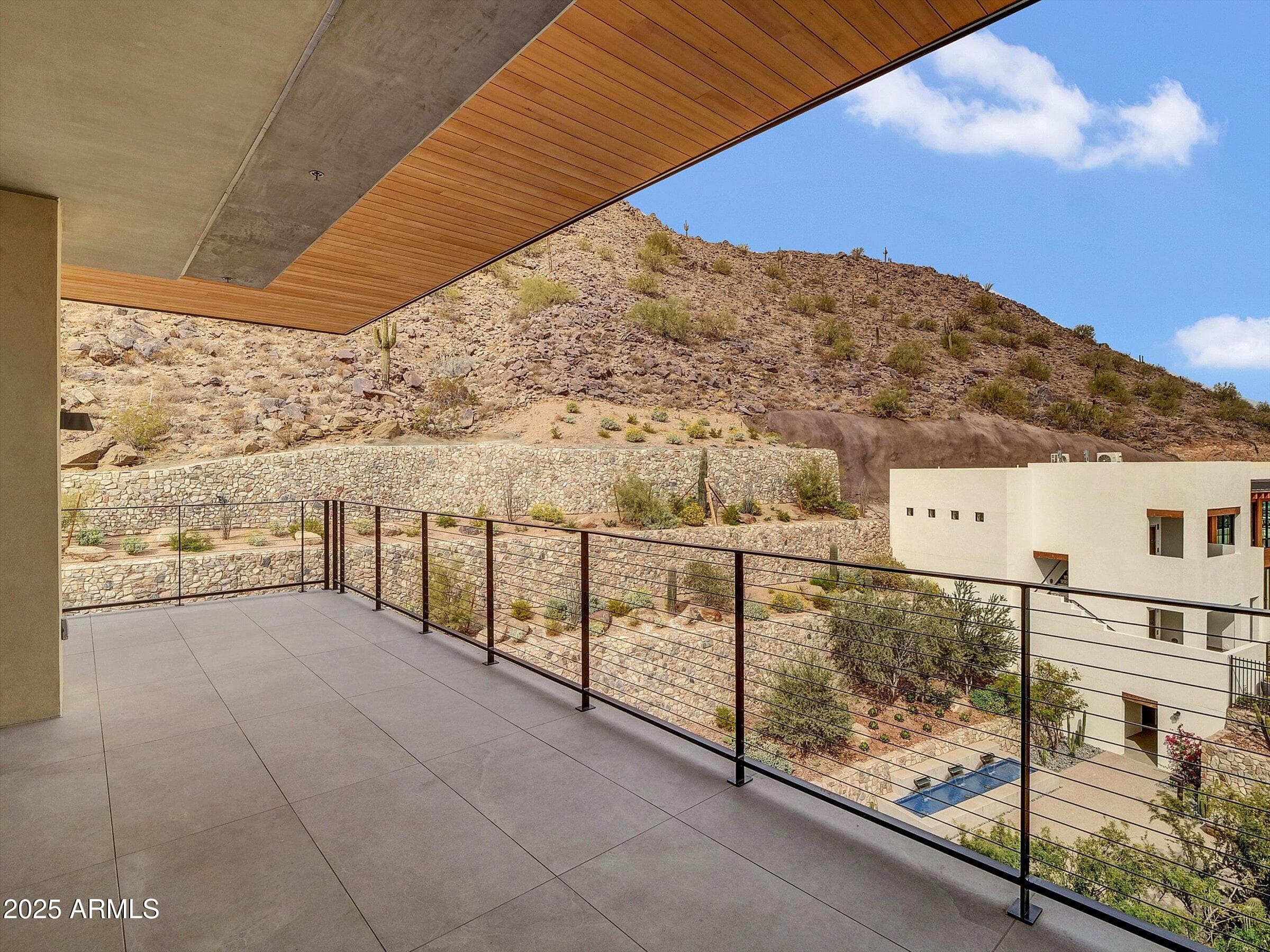 5000 N Camelback Ridge Dr 409 — photo 1