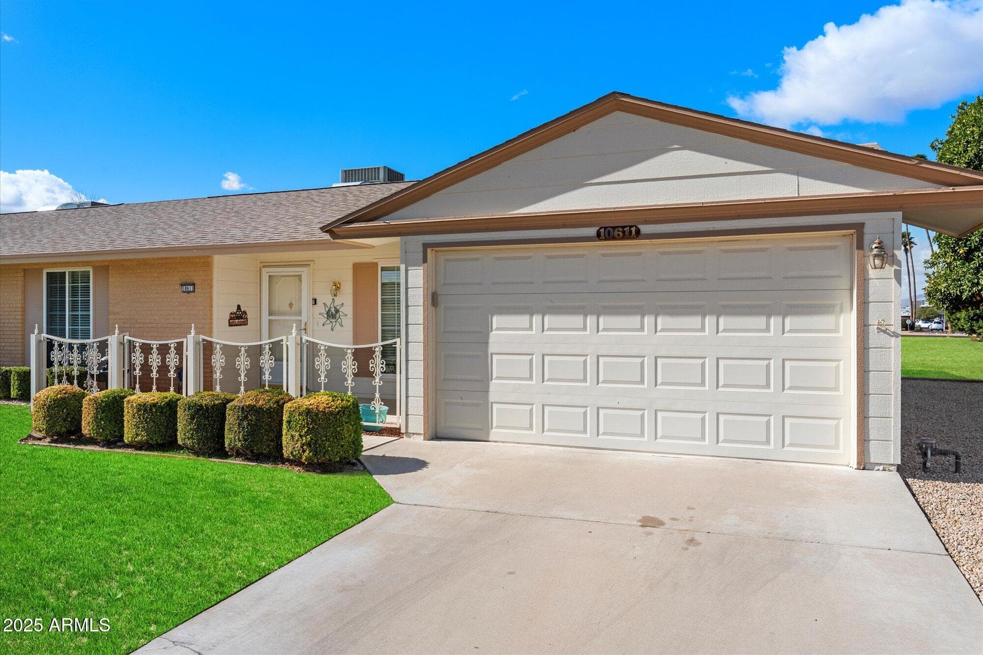 10611 W CAMELOT CIRCLE - Photo 3