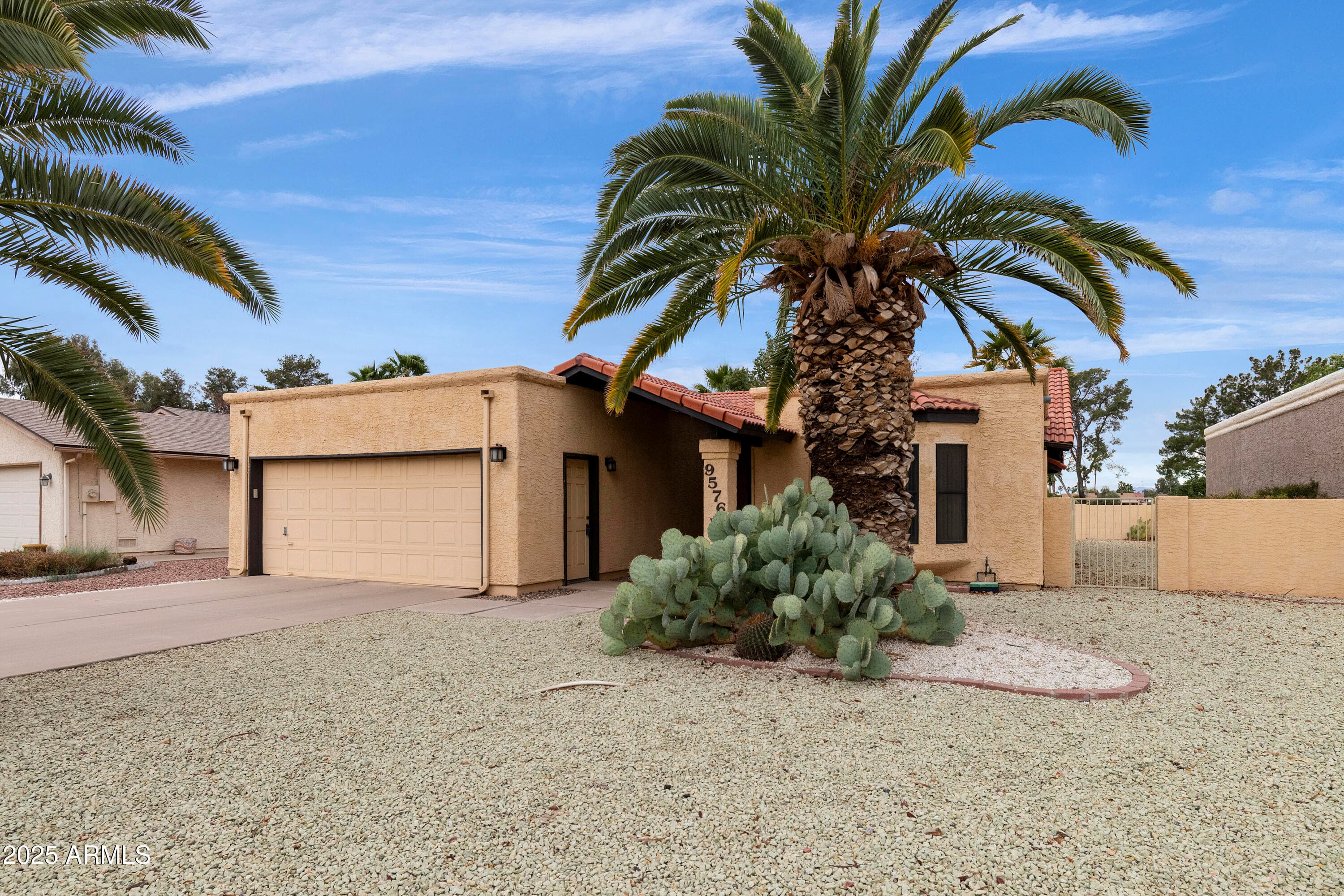 9576 E Fairway Blvd — photo 2