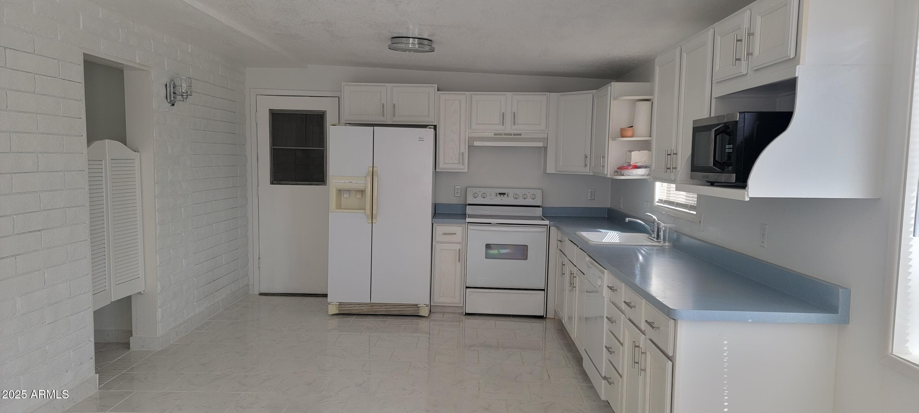 1002 E MESCAL DR - Photo 3