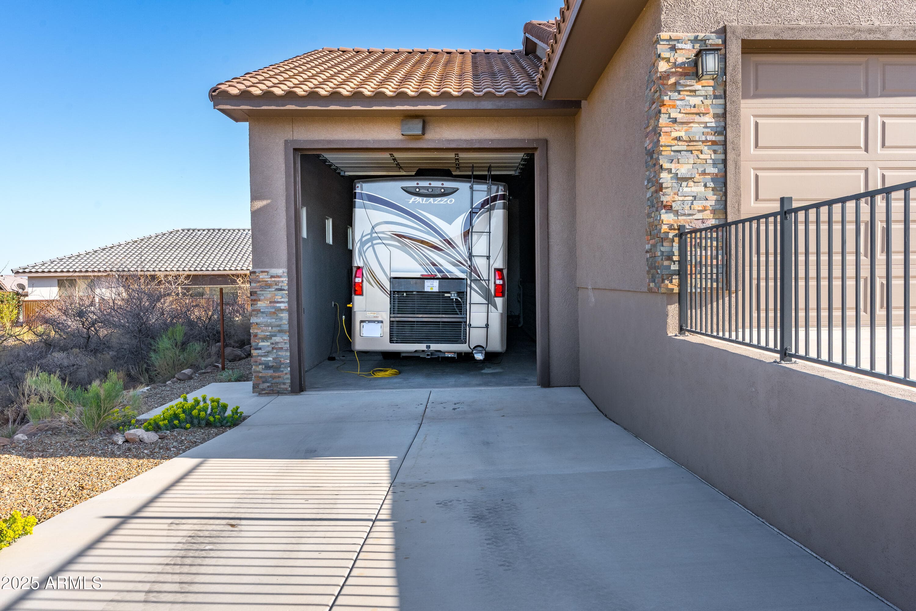 661 SHADOW CANYON DR - See more photos