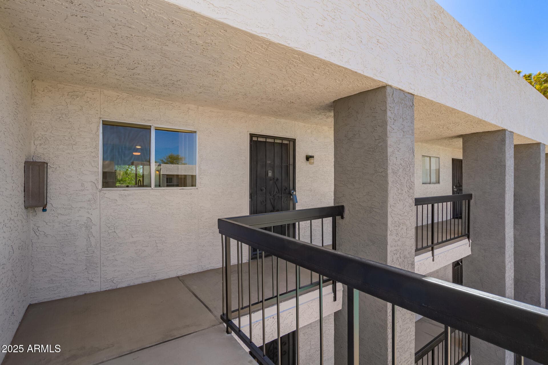 7494 E Earll Dr 308 — photo 1