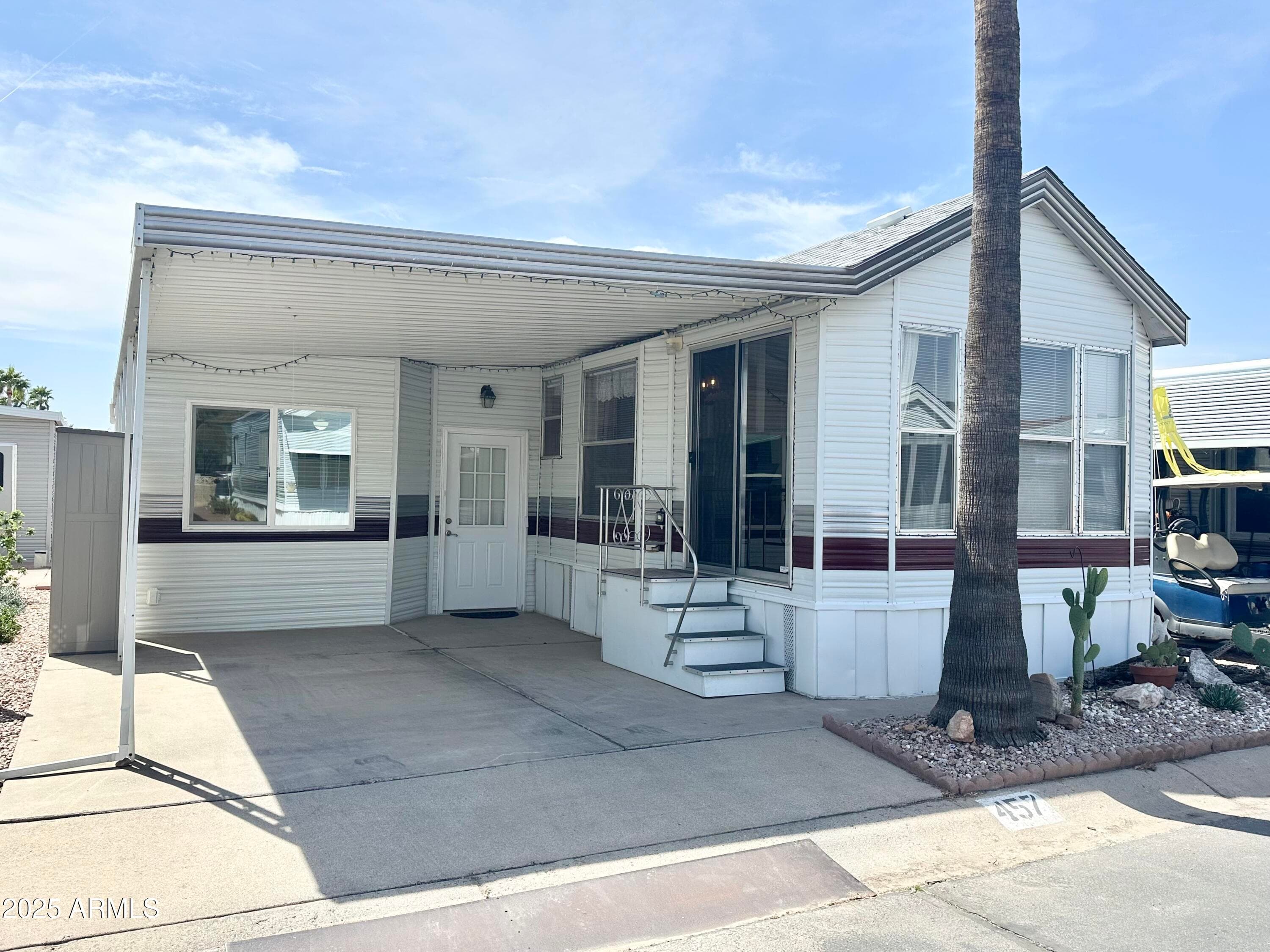457 S Jaspar Dr — photo 1