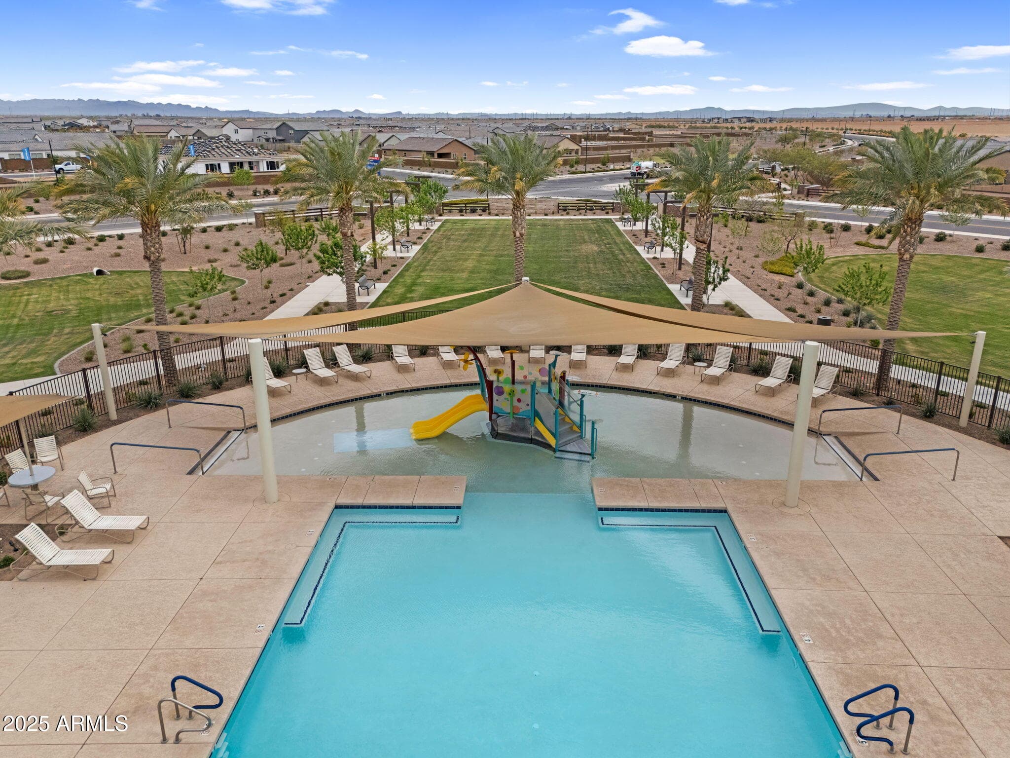 3339 E MALIBU DR - Photo 2