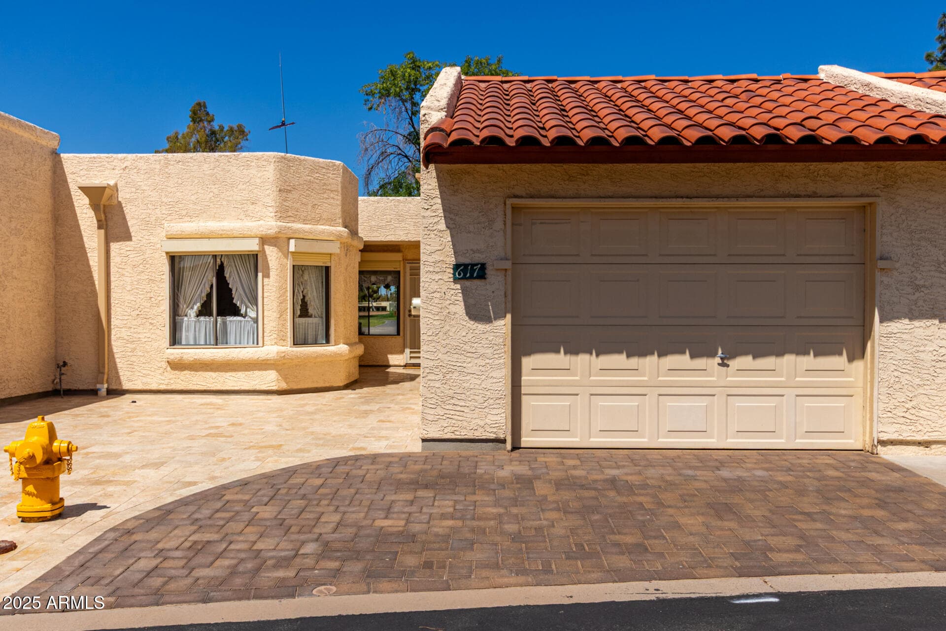 617 S Arrowwood Way — photo 1