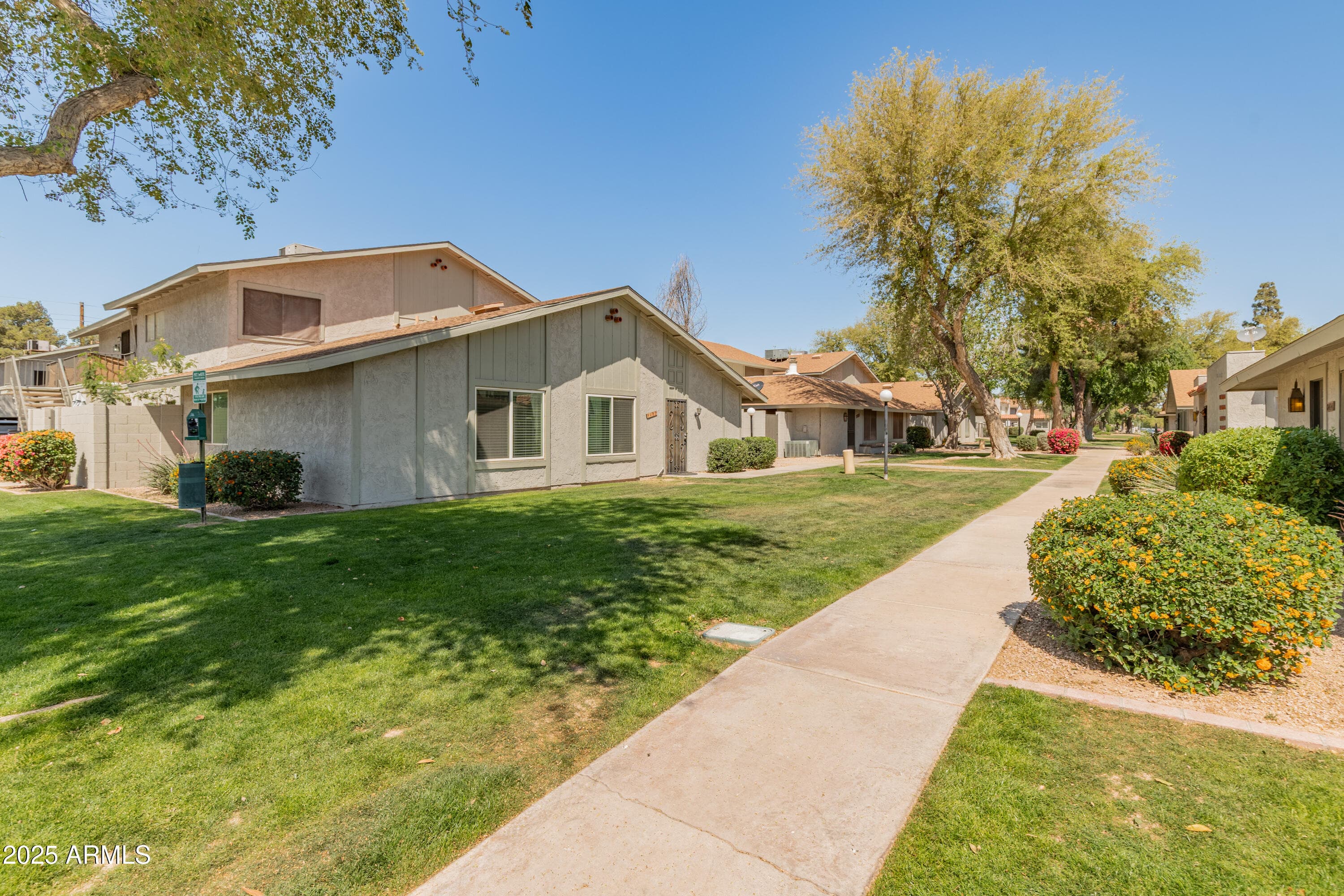 8412 E Roosevelt St — photo 1