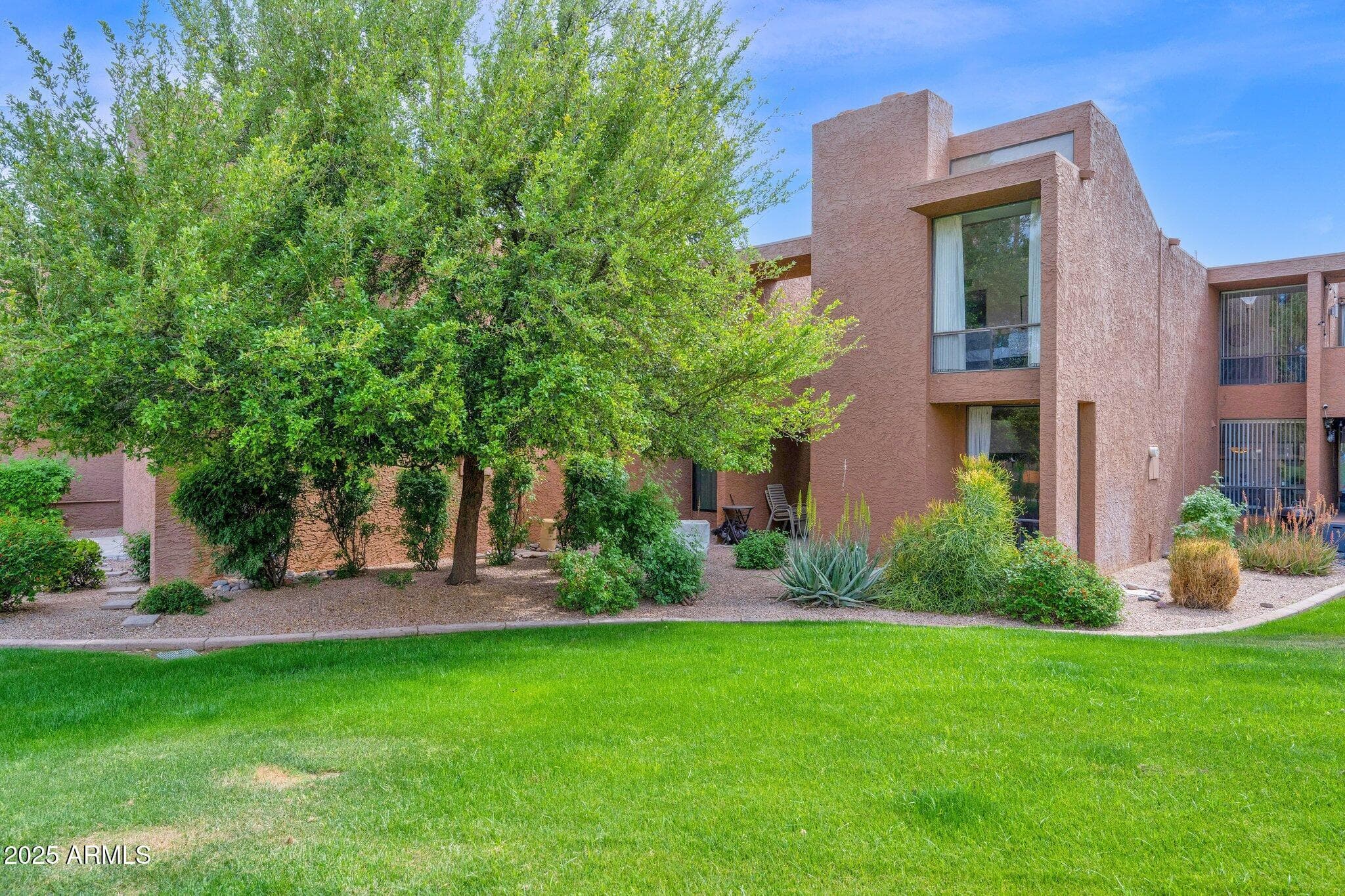 7401 N Scottsdale Rd 7 — photo 2