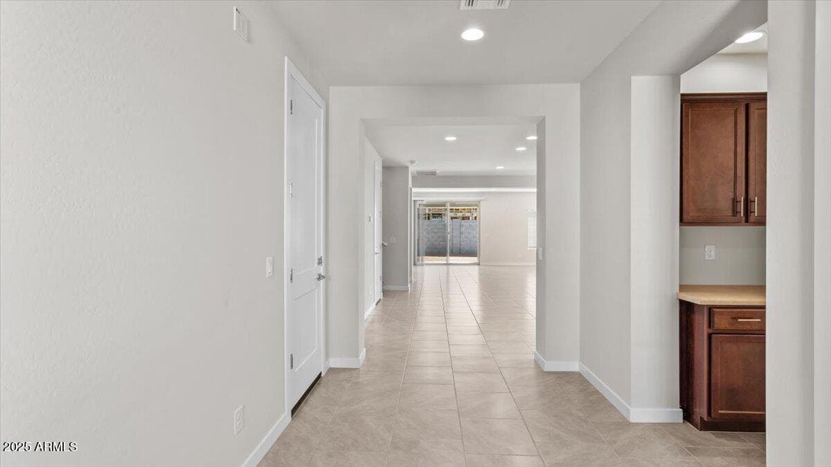 2530 N Pony Ln — photo 2