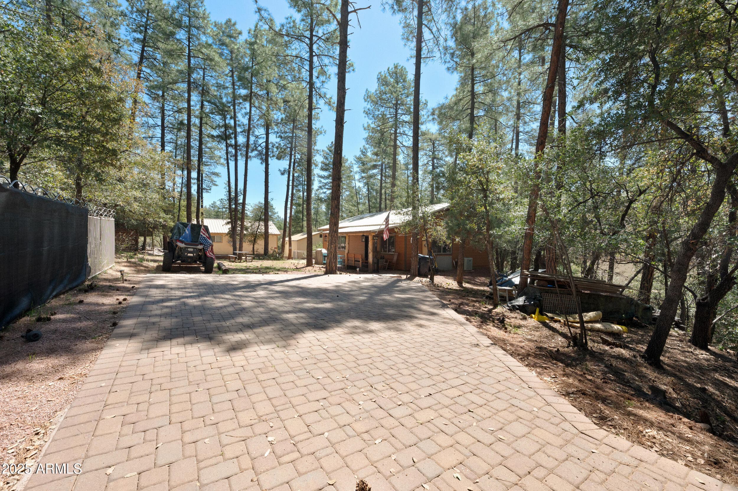 3685 N Cochise Ln — photo 2