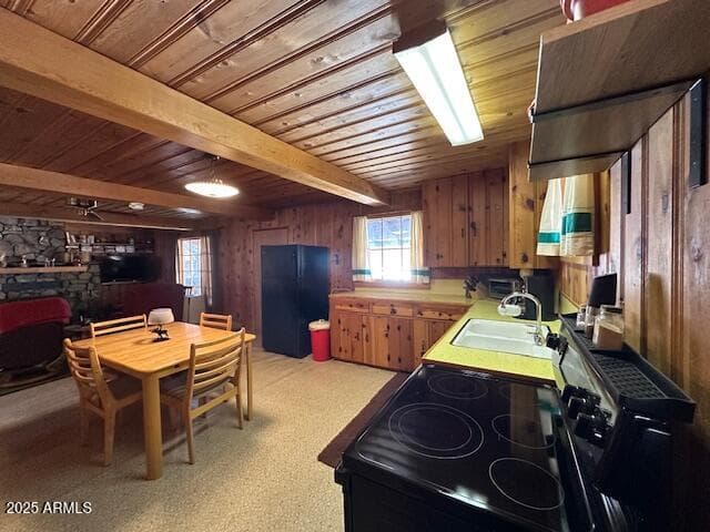 1335 Park Dr — photo 2
