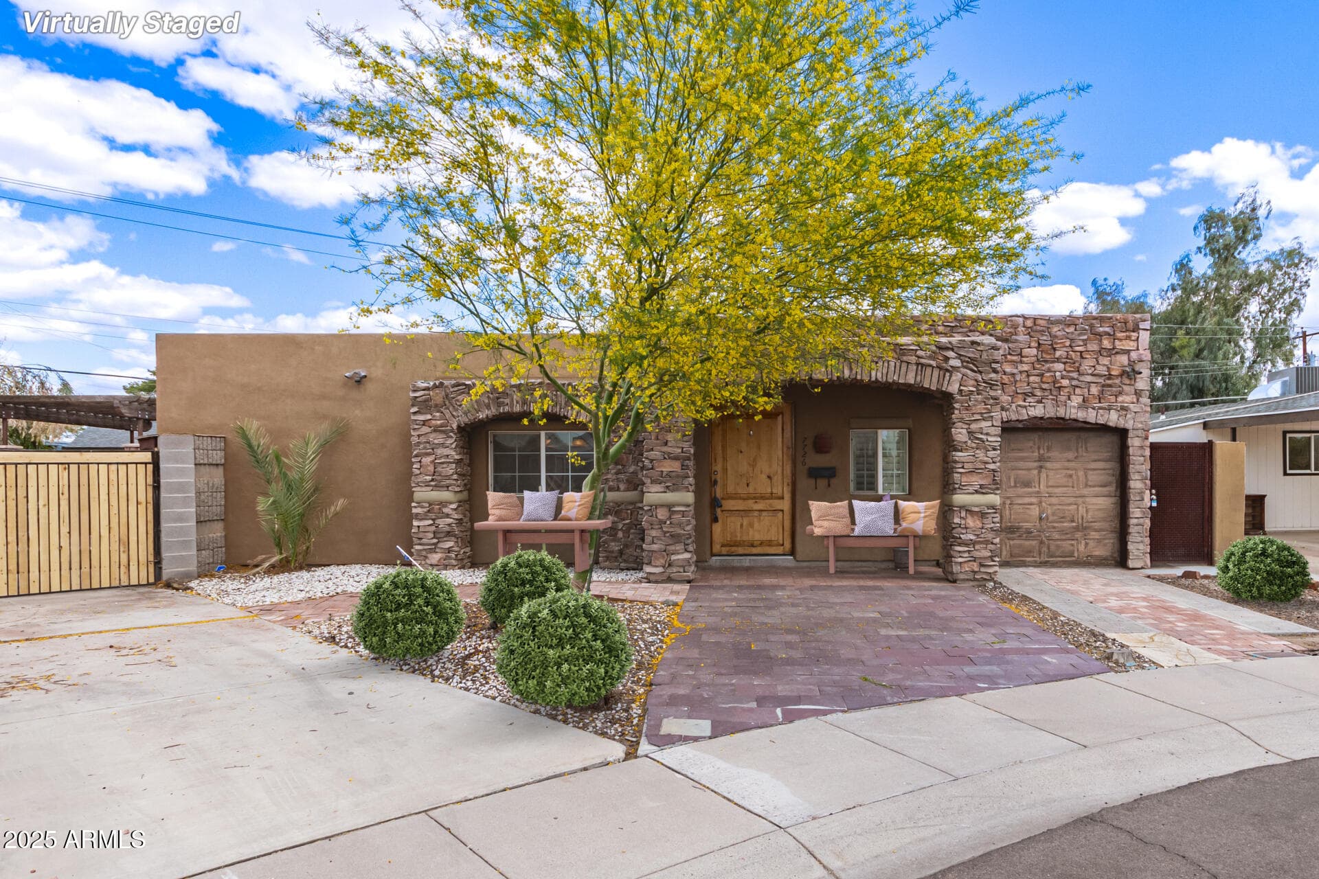 7726 E Kimsey Ln — photo 1