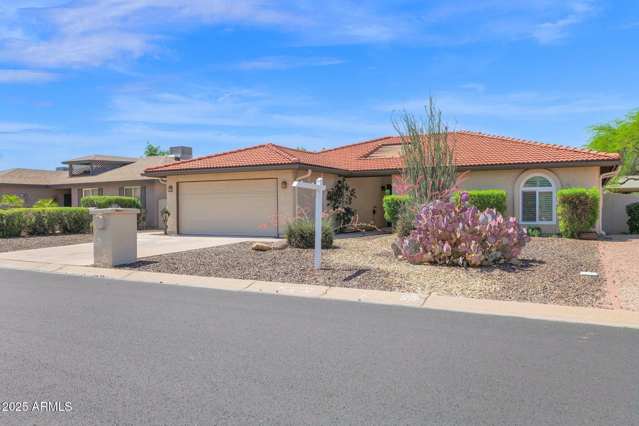 25644 S Howard Dr — photo 1
