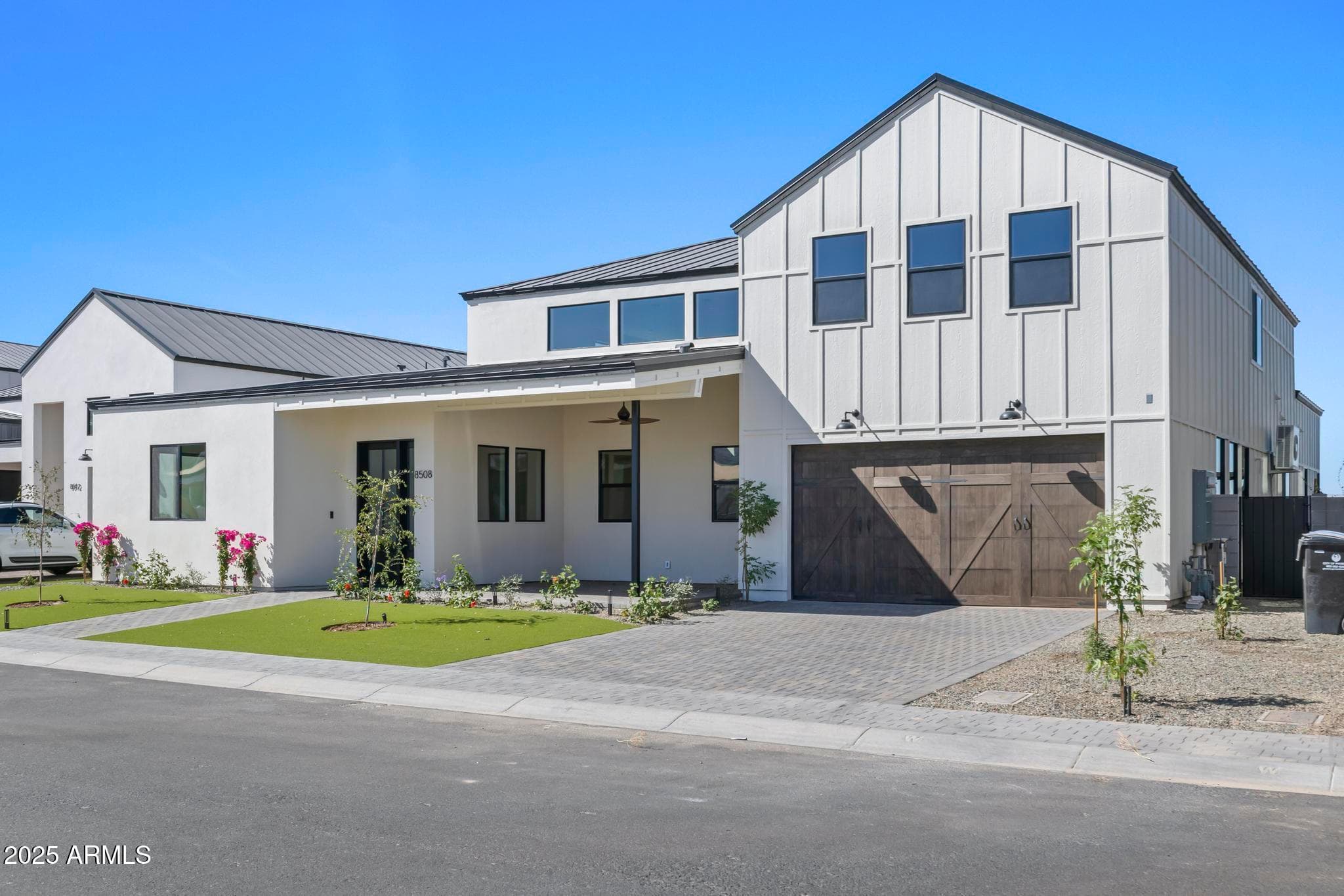 8503 S 9th Dr 17 — photo 1