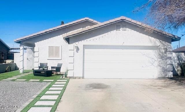 6128 W Palmaire Ave — photo 1