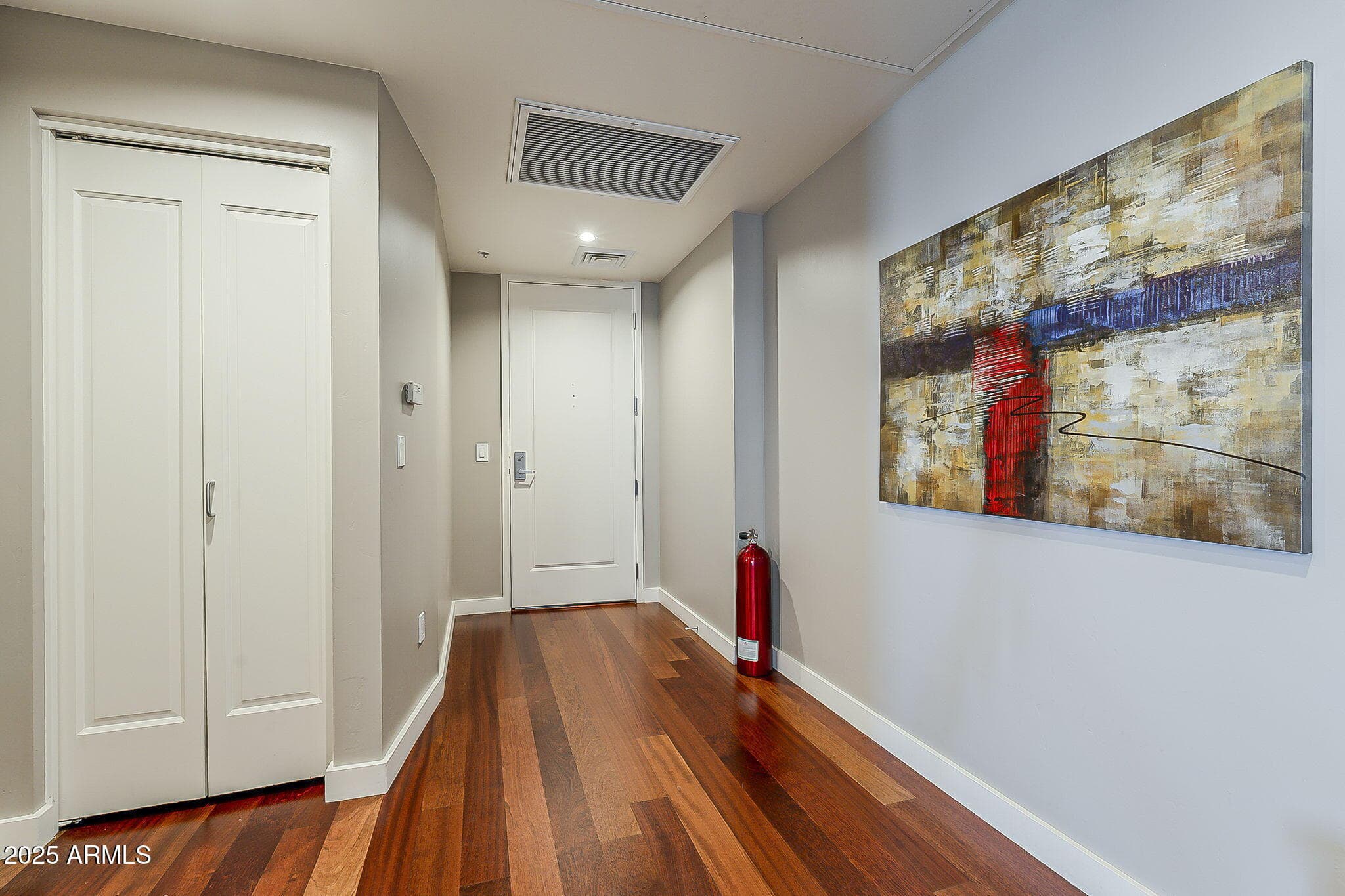 310 S 4TH ST - Photo 3