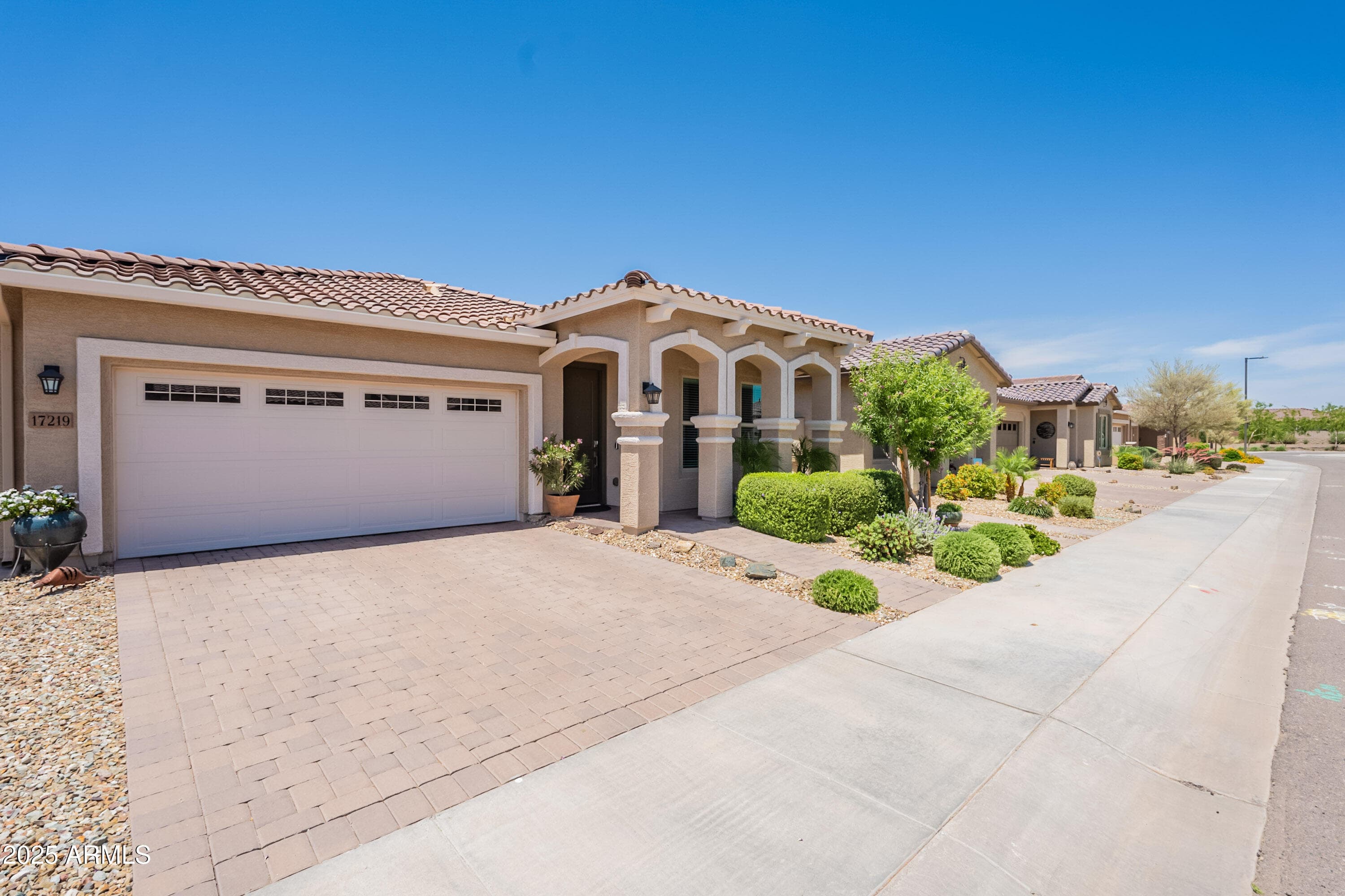 17219 W La Luz Rd — photo 2
