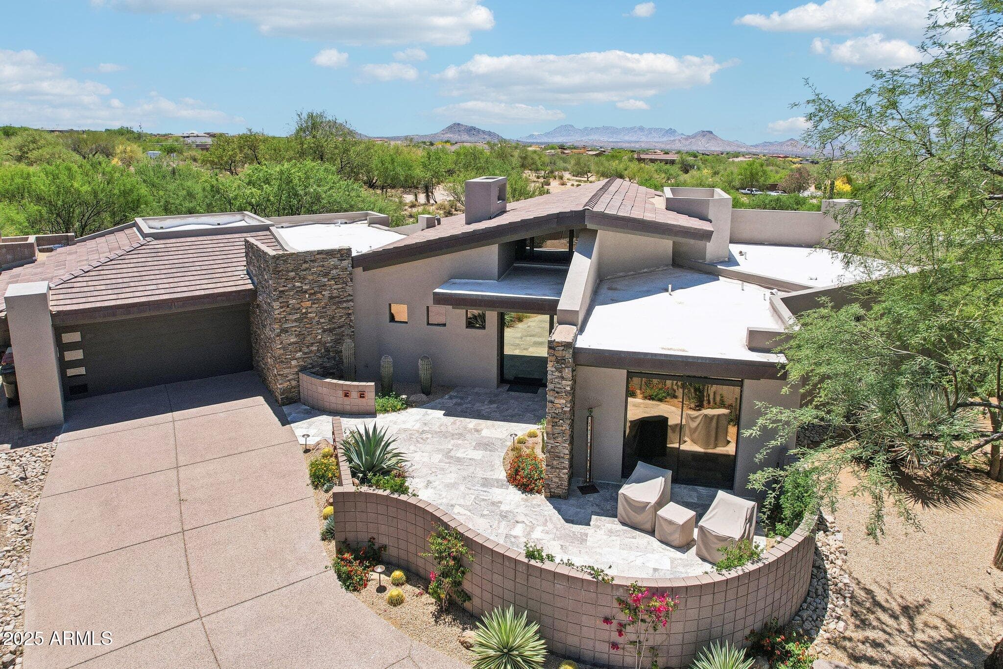 10651 E Fernwood Ln — photo 1