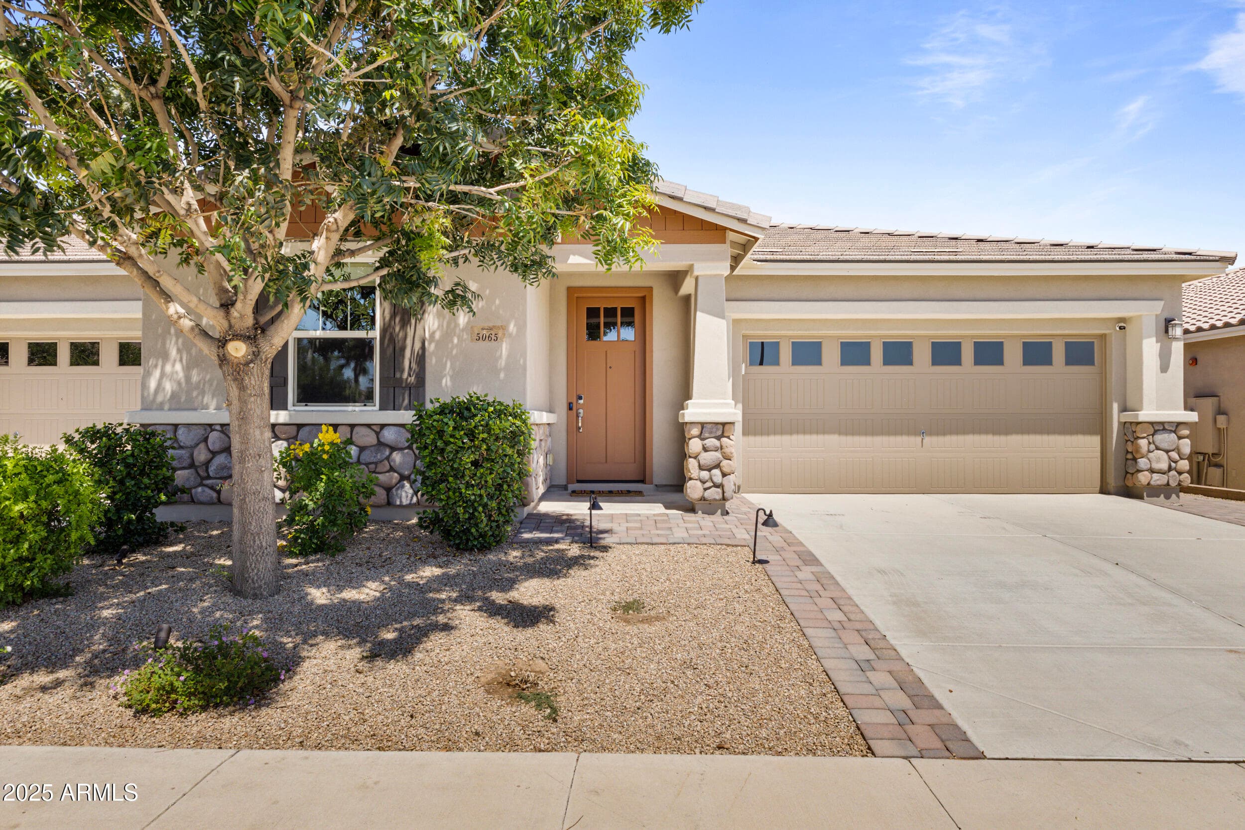 5065 N 145th Dr — photo 1