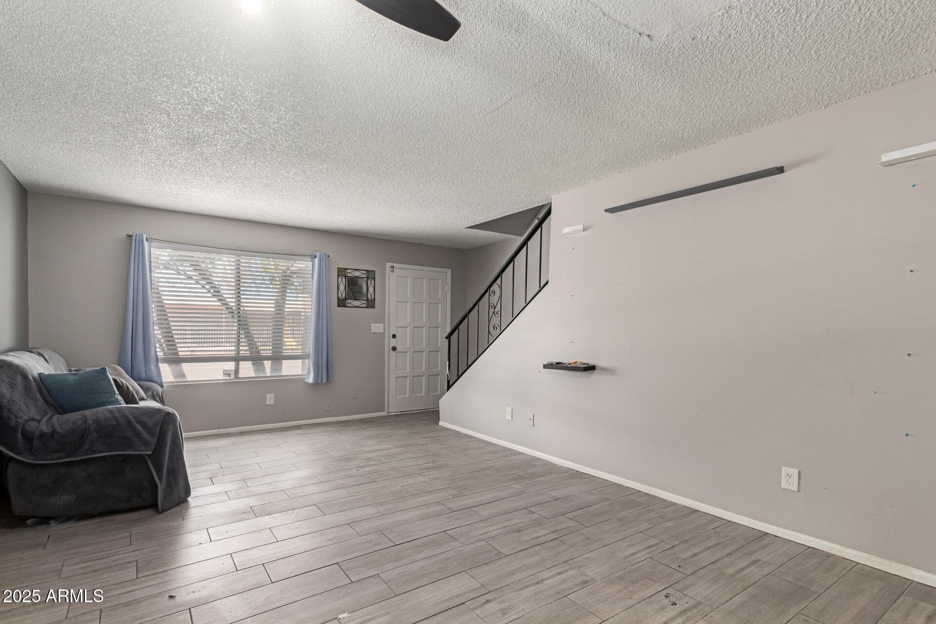 7126 N 19TH AVE - Photo 5
