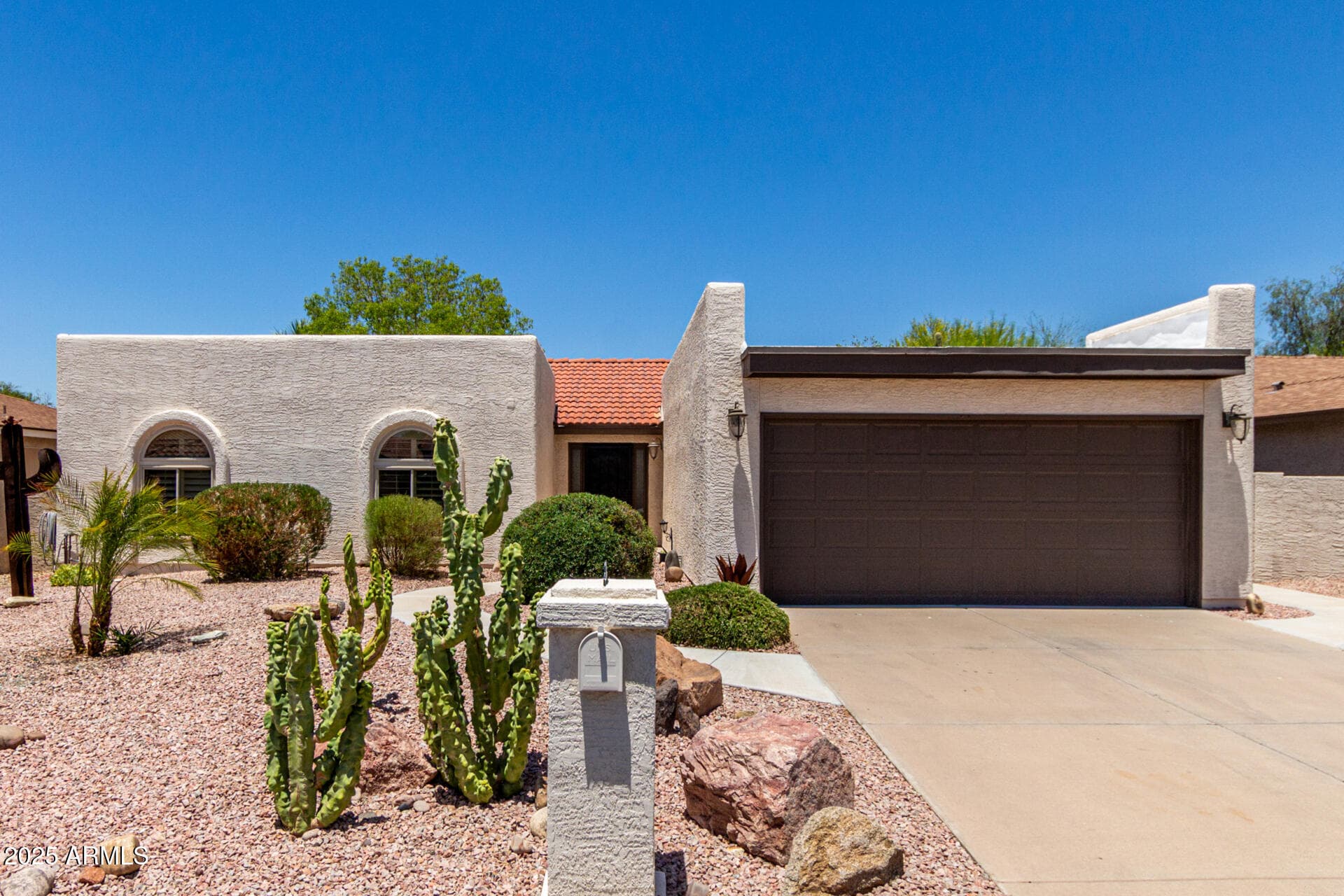 10414 E Flintlock Dr — photo 2