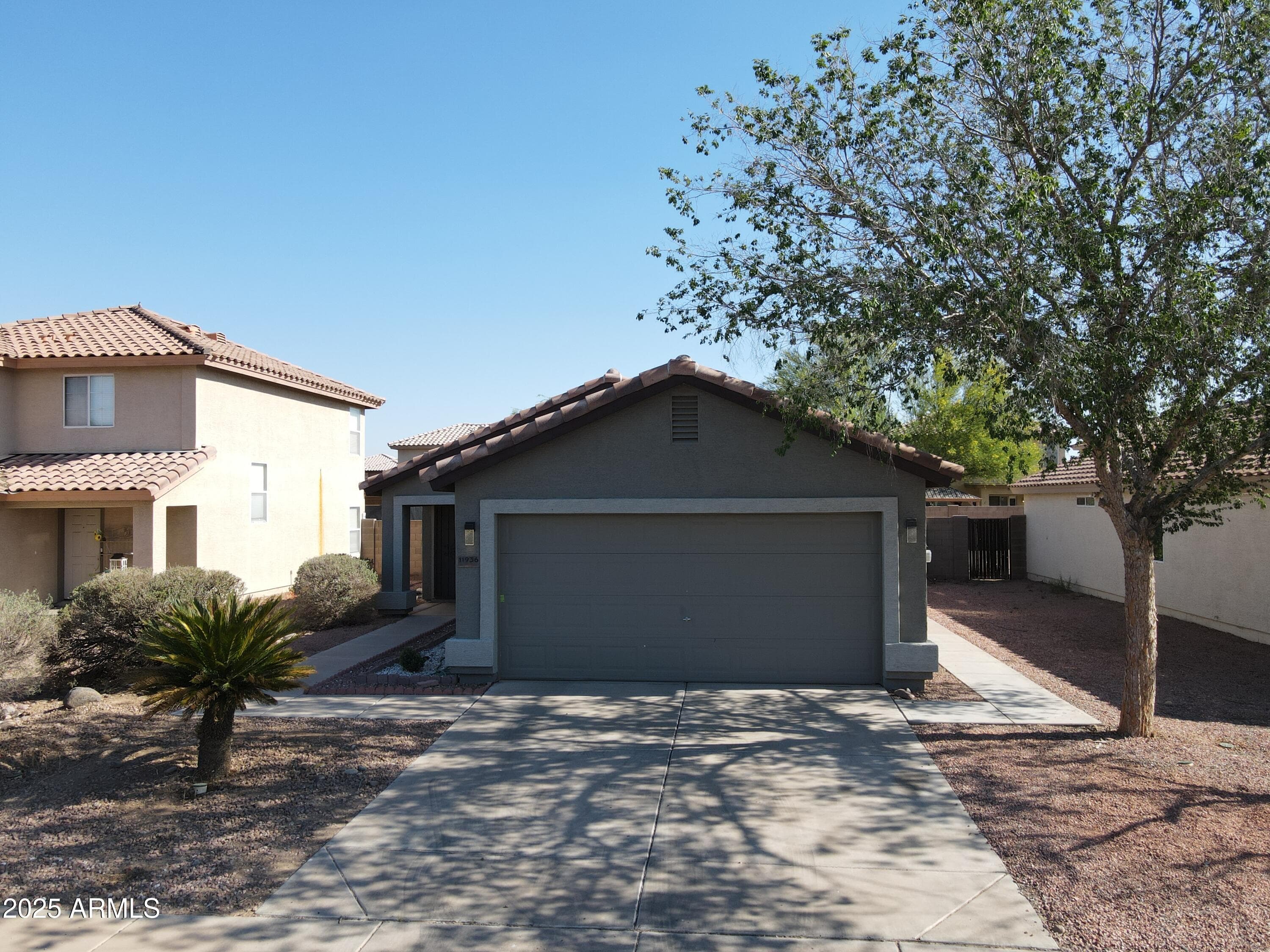 11936 W Charter Oak Rd — photo 1