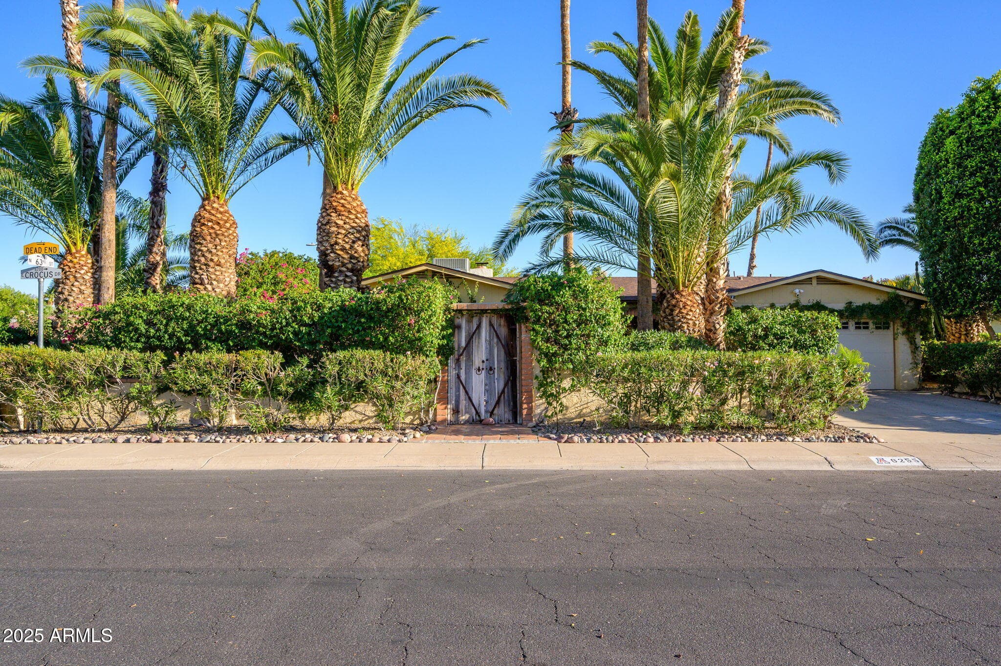 6255 E Crocus Dr — photo 1