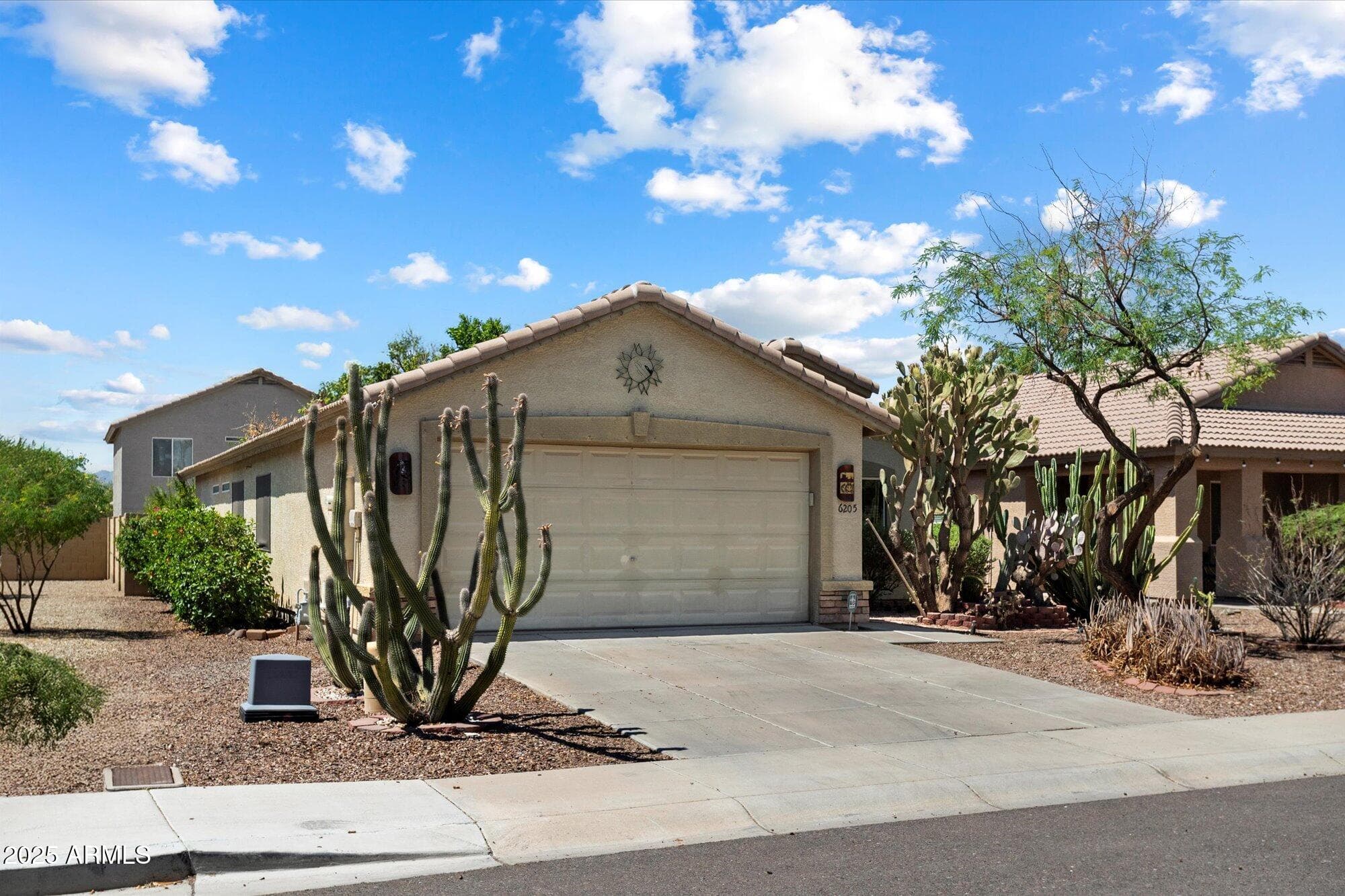 6205 W Encinas Ln — photo 1