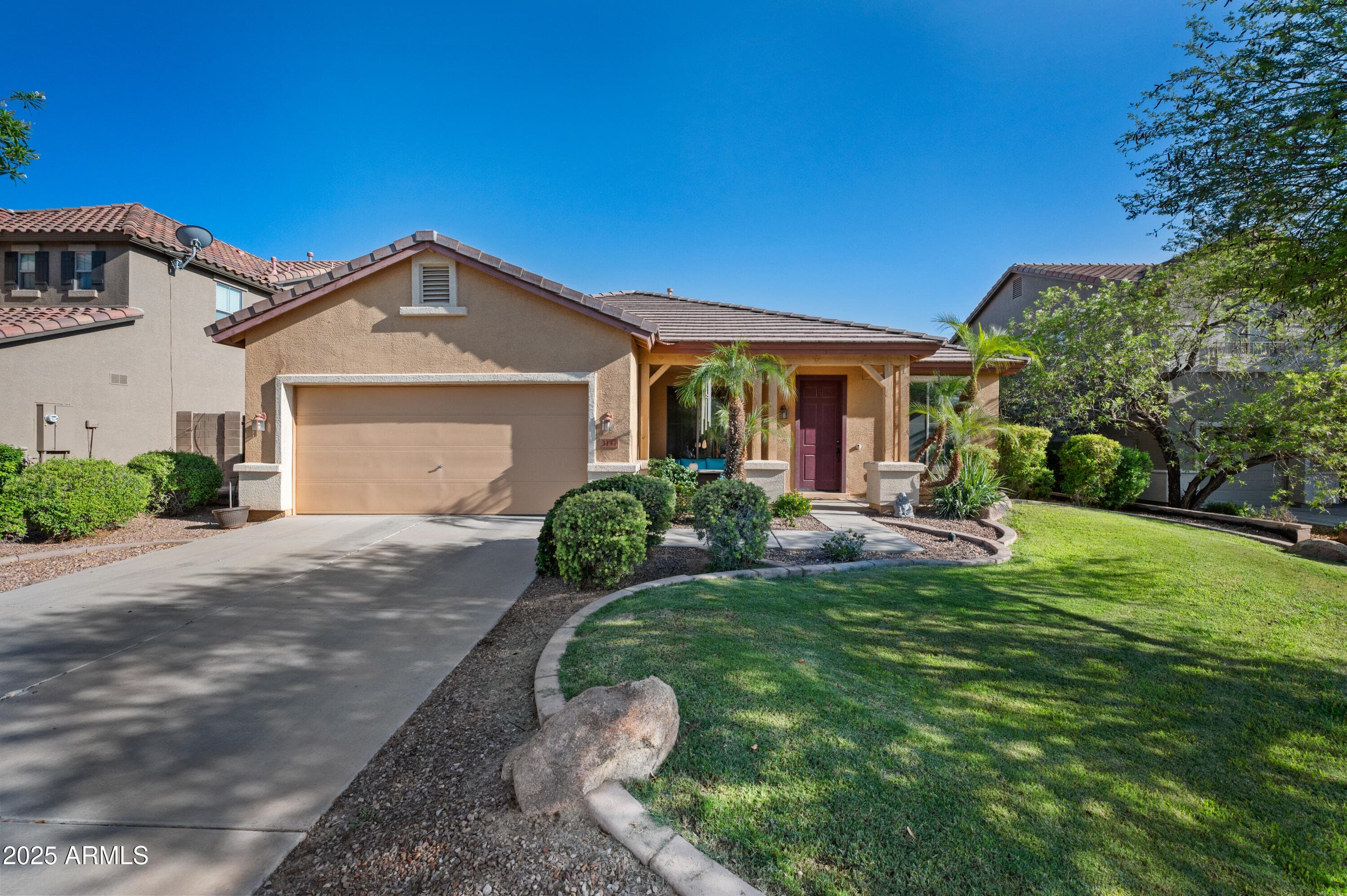 3147 E Vallejo Dr — photo 1