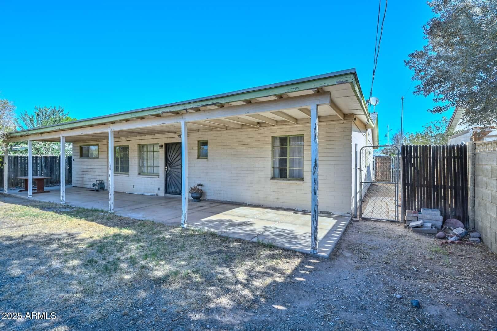 829 E Echo Ln — photo 39