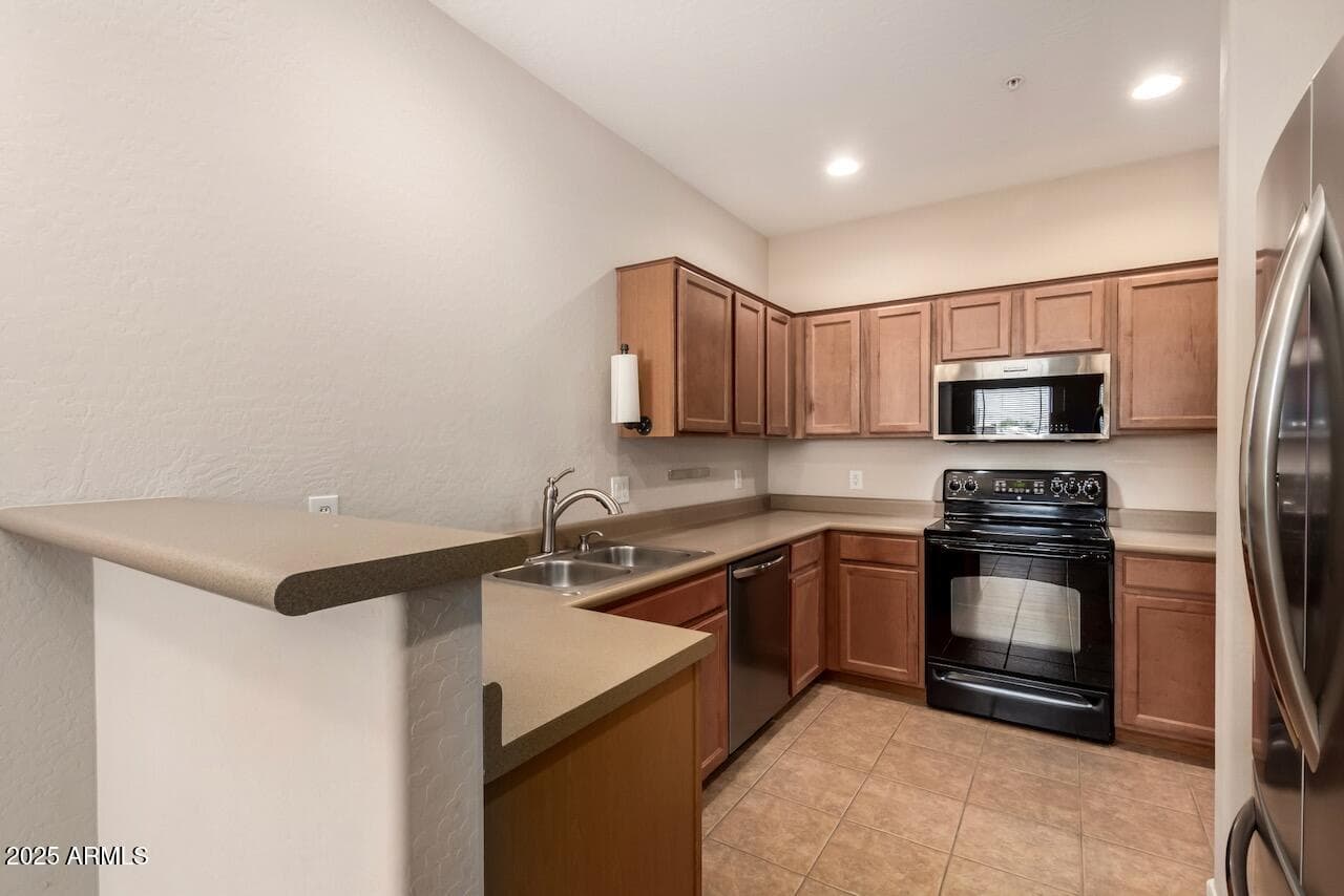 42424 N GAVILAN PEAK PARKWAY - Photo 2