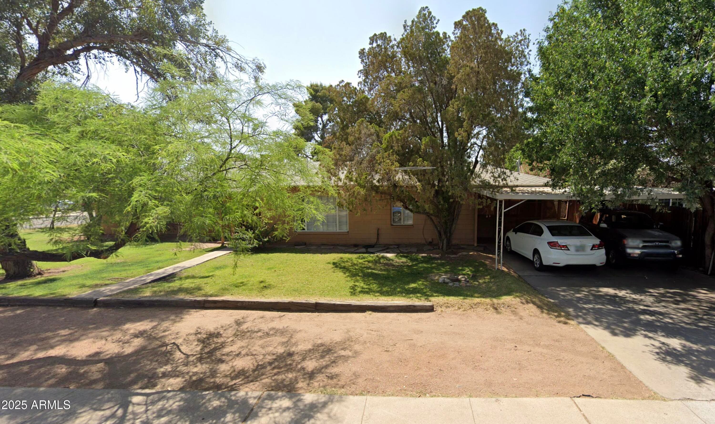 1234 S Farmer Ave — photo 2