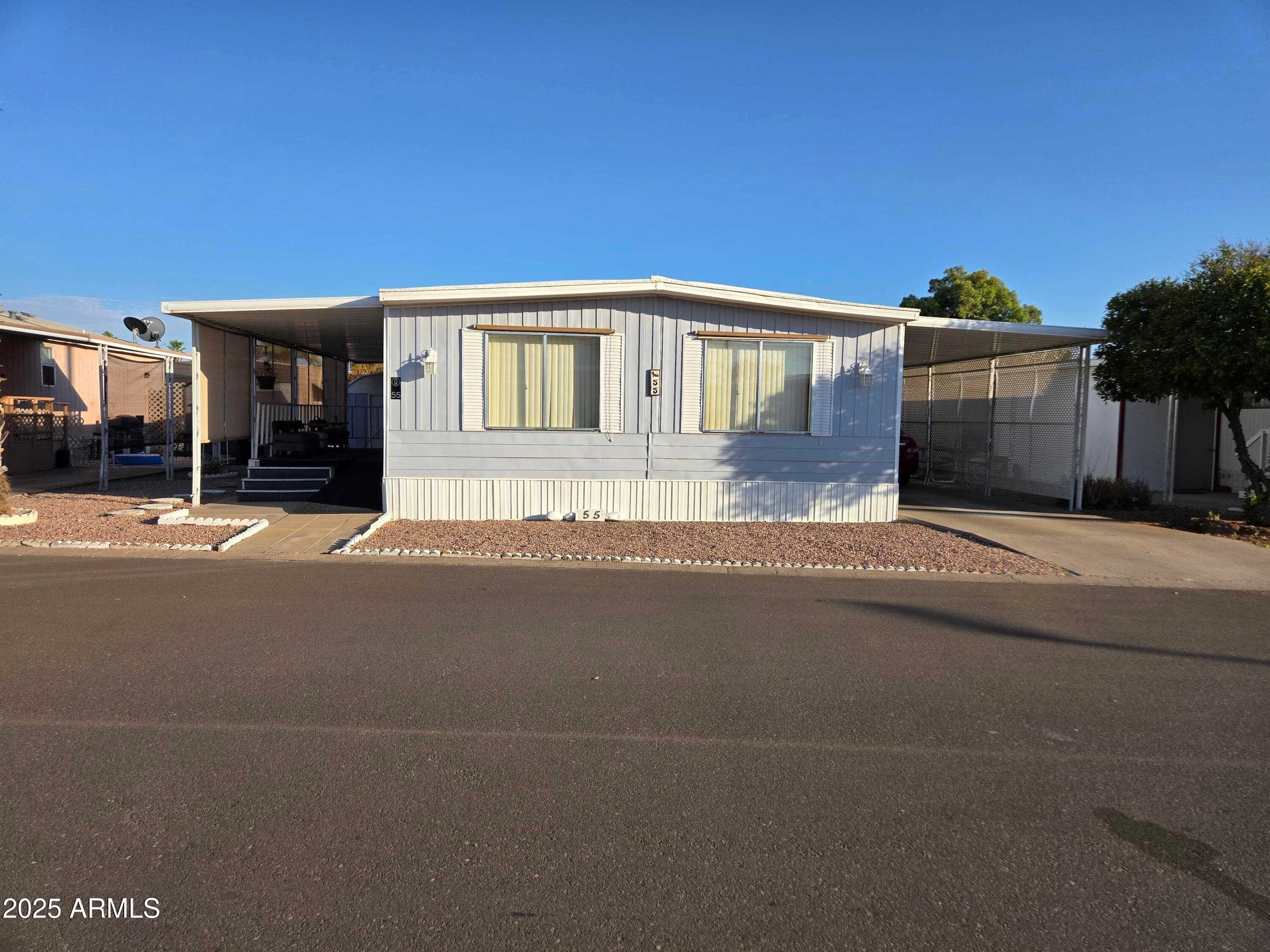 2727 E UNIVERSITY DR - Photo 3