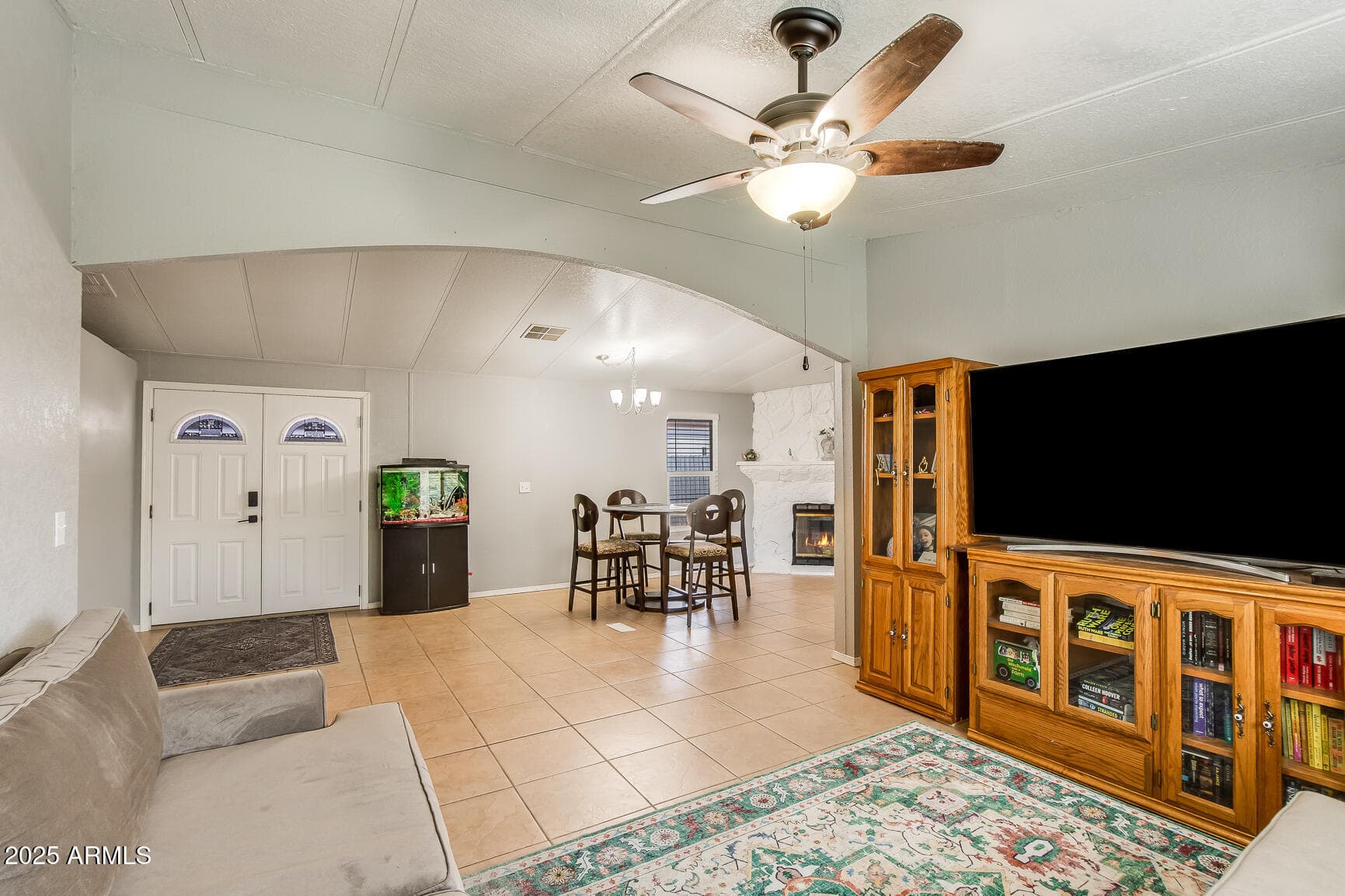 10951 N 91ST AVE - Photo 3