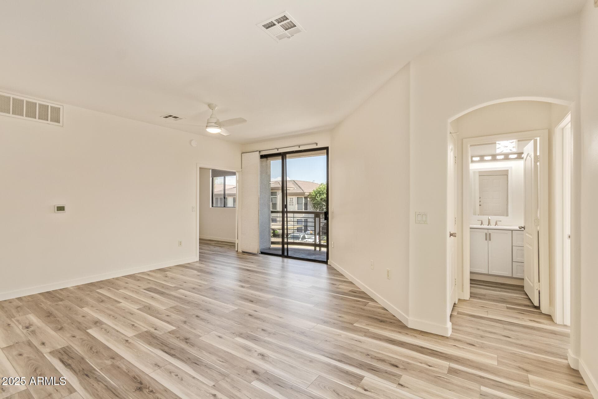 6900 E Princess Dr 2214 — photo 2