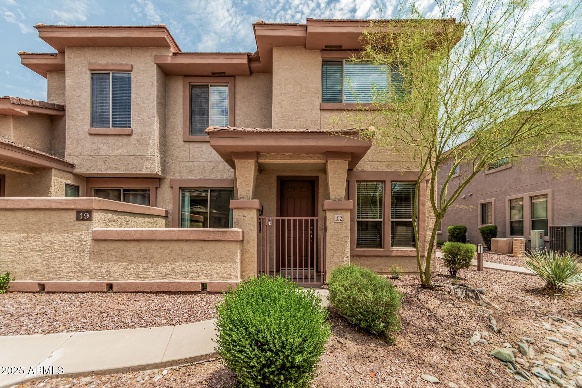 42424 N Gavilan Peak Parkway 19102 — photo 1