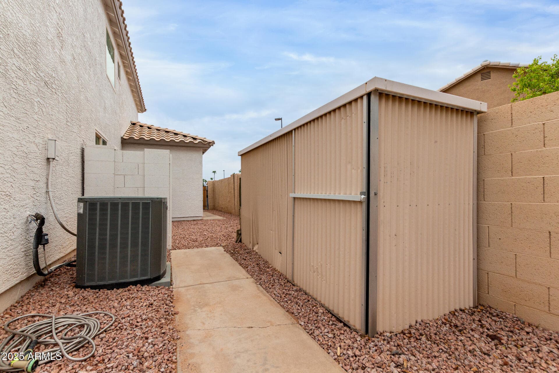 126 S Bay Dr — photo 36