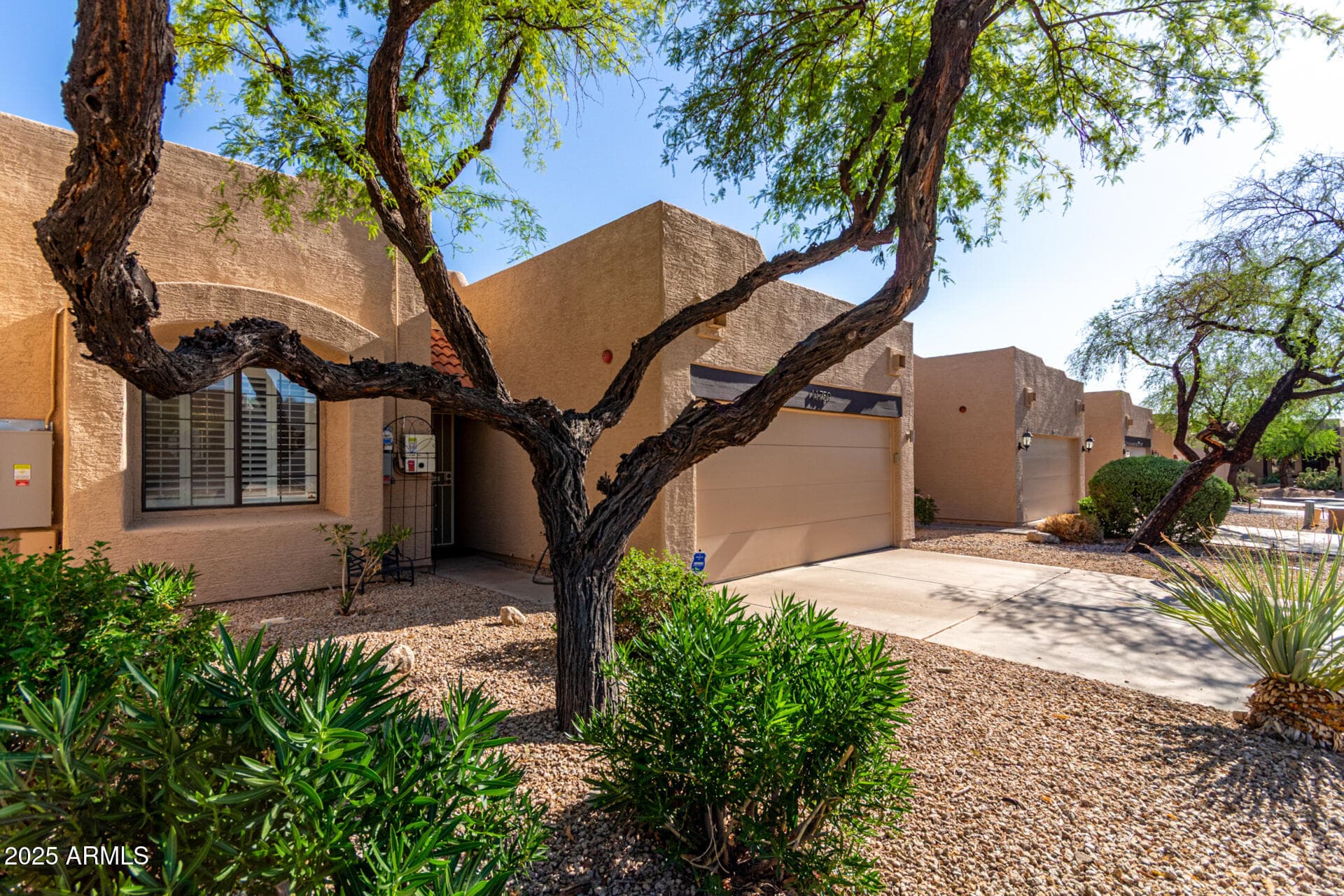 11759 E BECKER LN - Photo 3