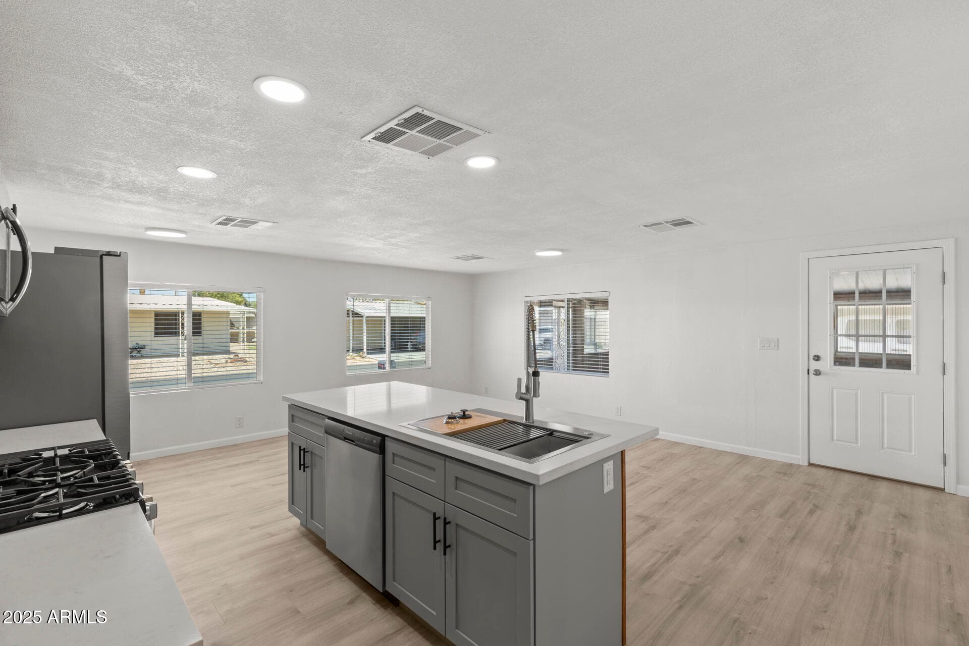410 N 67TH LN - Photo 5