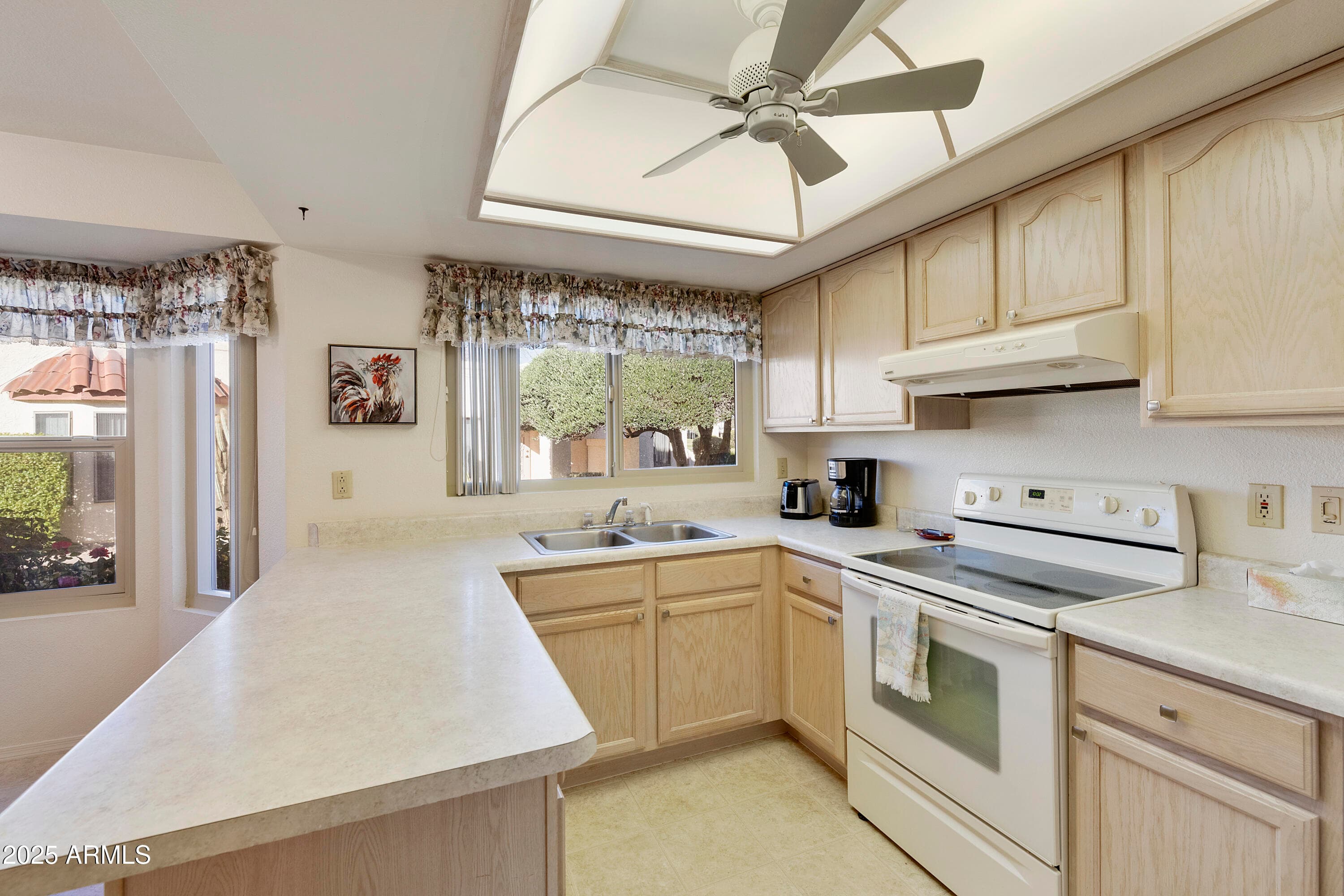 649 S ARROWWOOD WAY - Photo 3