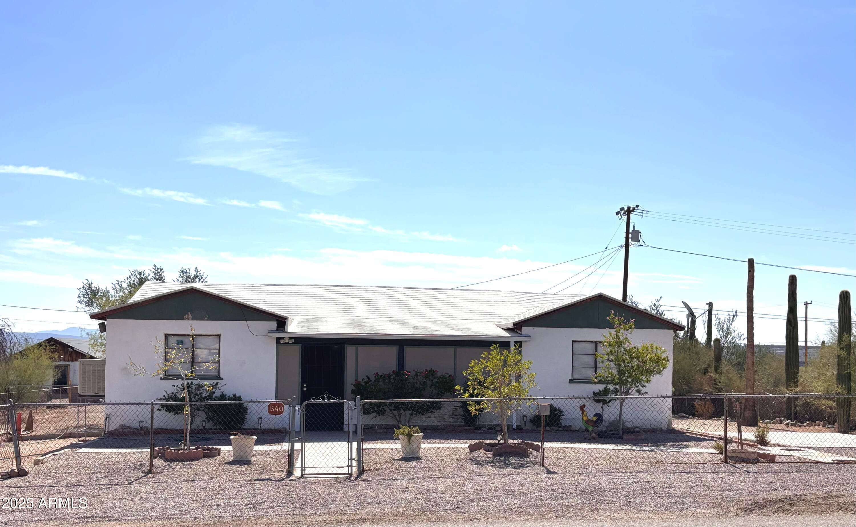 1540 N Jefferson Ave — photo 2