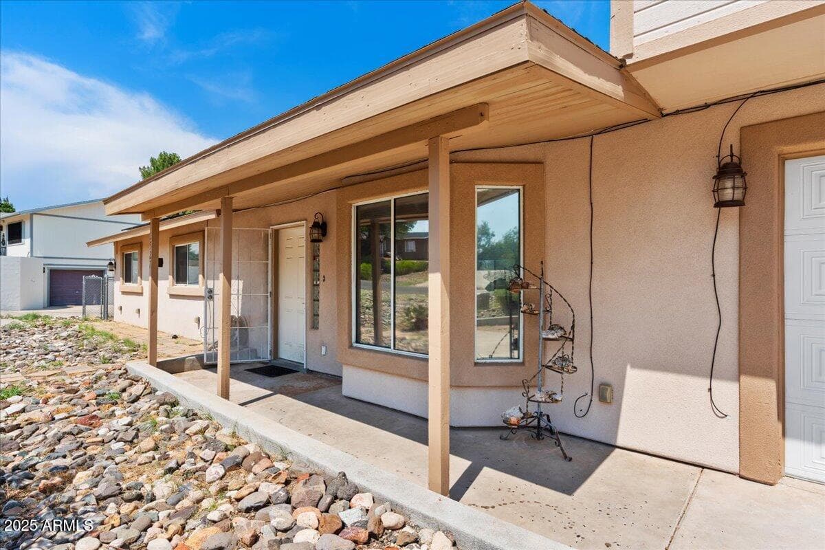 2527 S RIO VERDE DR - Photo 3