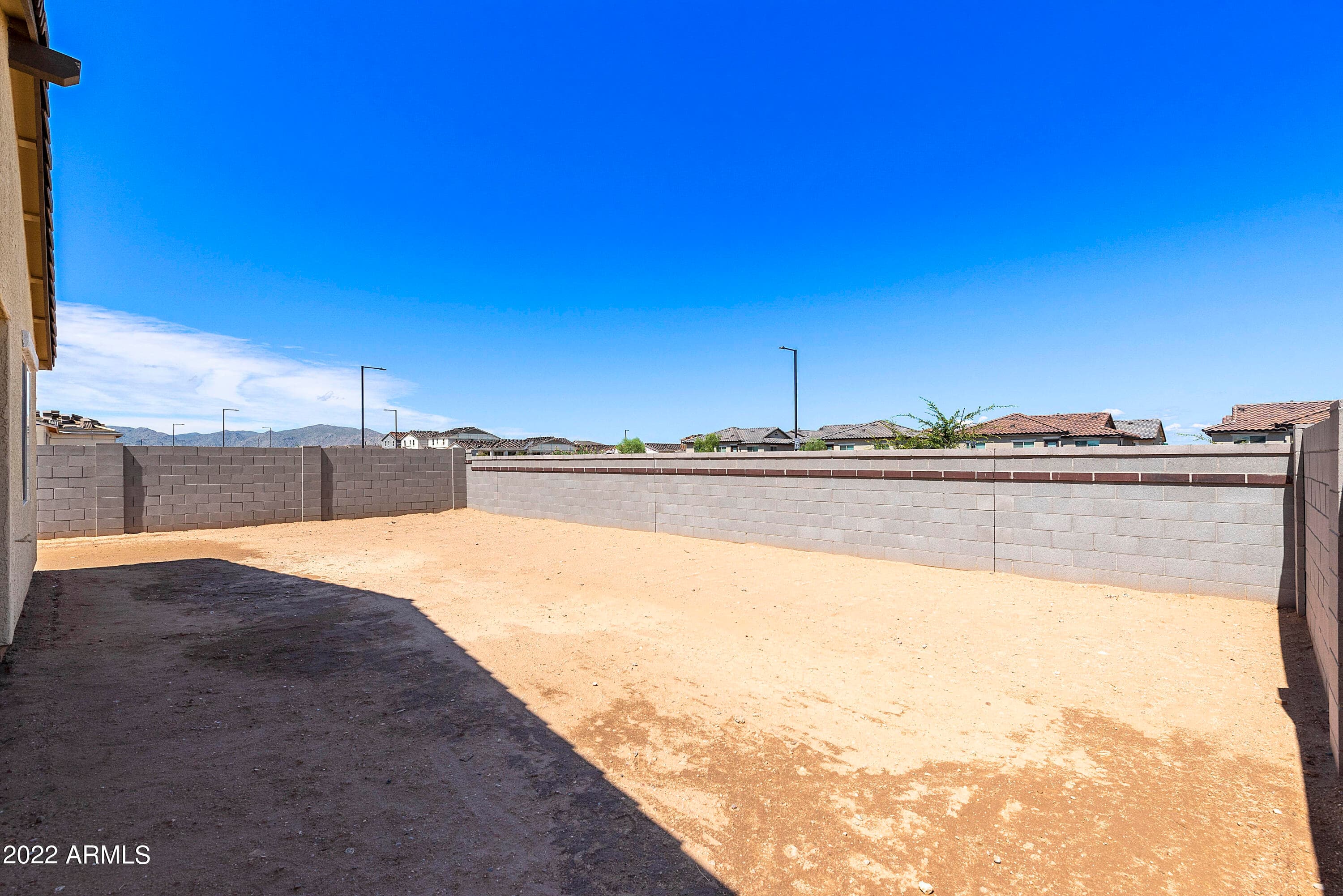 17244 W Dahlia Dr — photo 25
