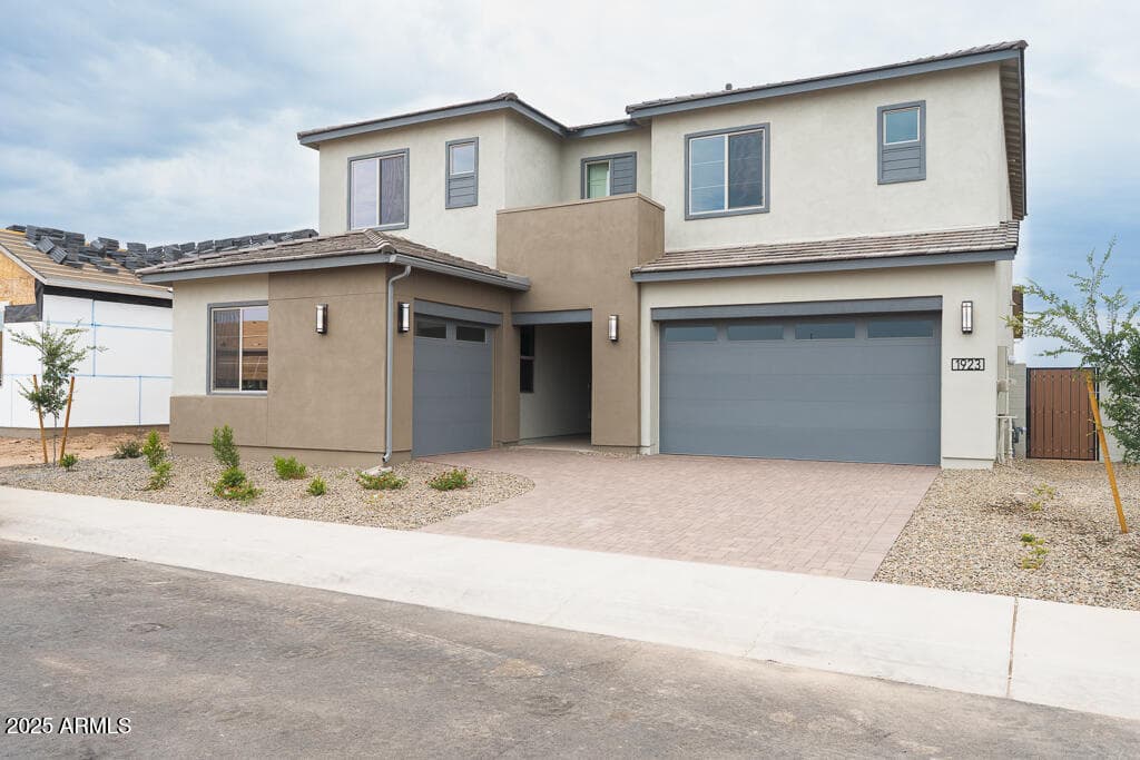 1923 E Empeltre Rd — photo 1