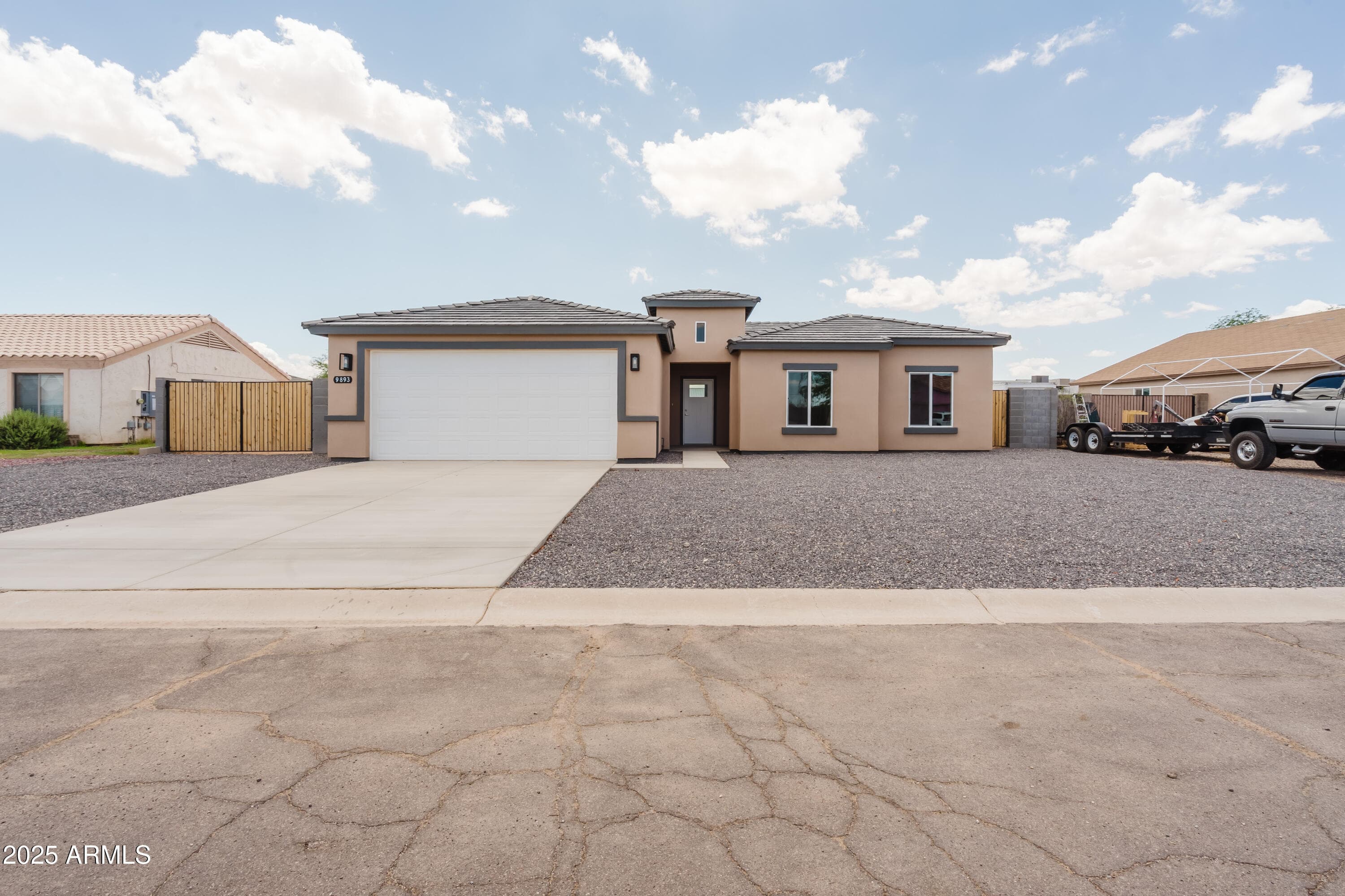 9893 W Sunbird Dr — photo 1