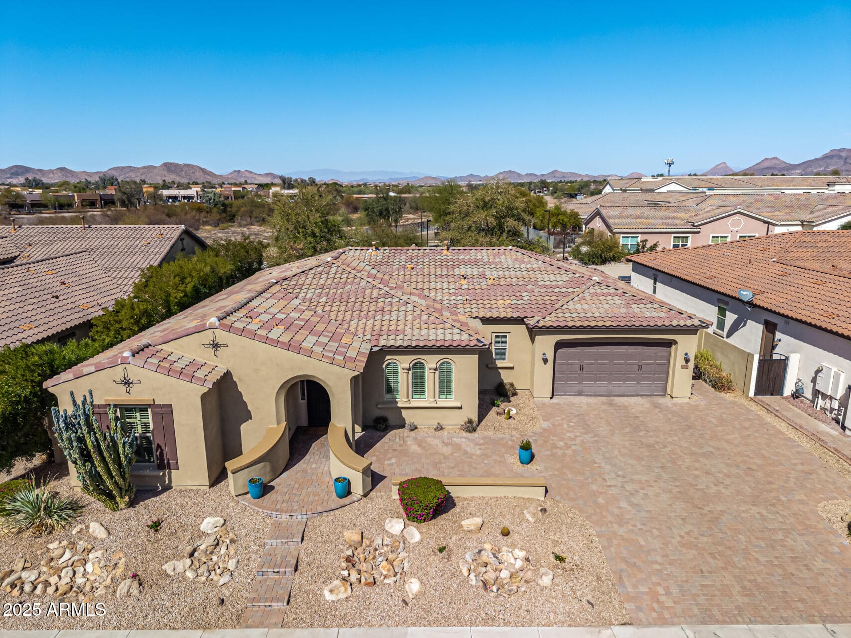 7576 W Quail Ave — photo 1