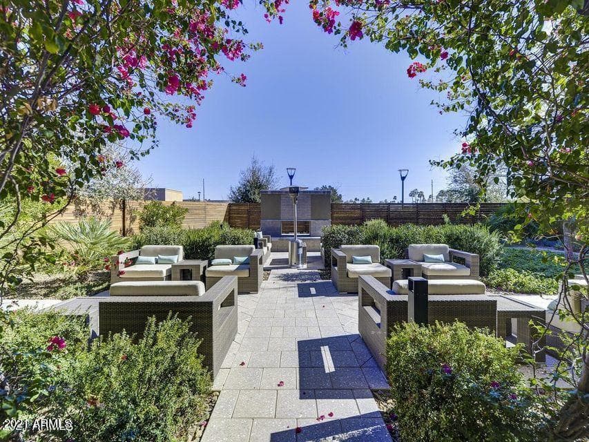 6166 N Scottsdale Rd B2003 — photo 36