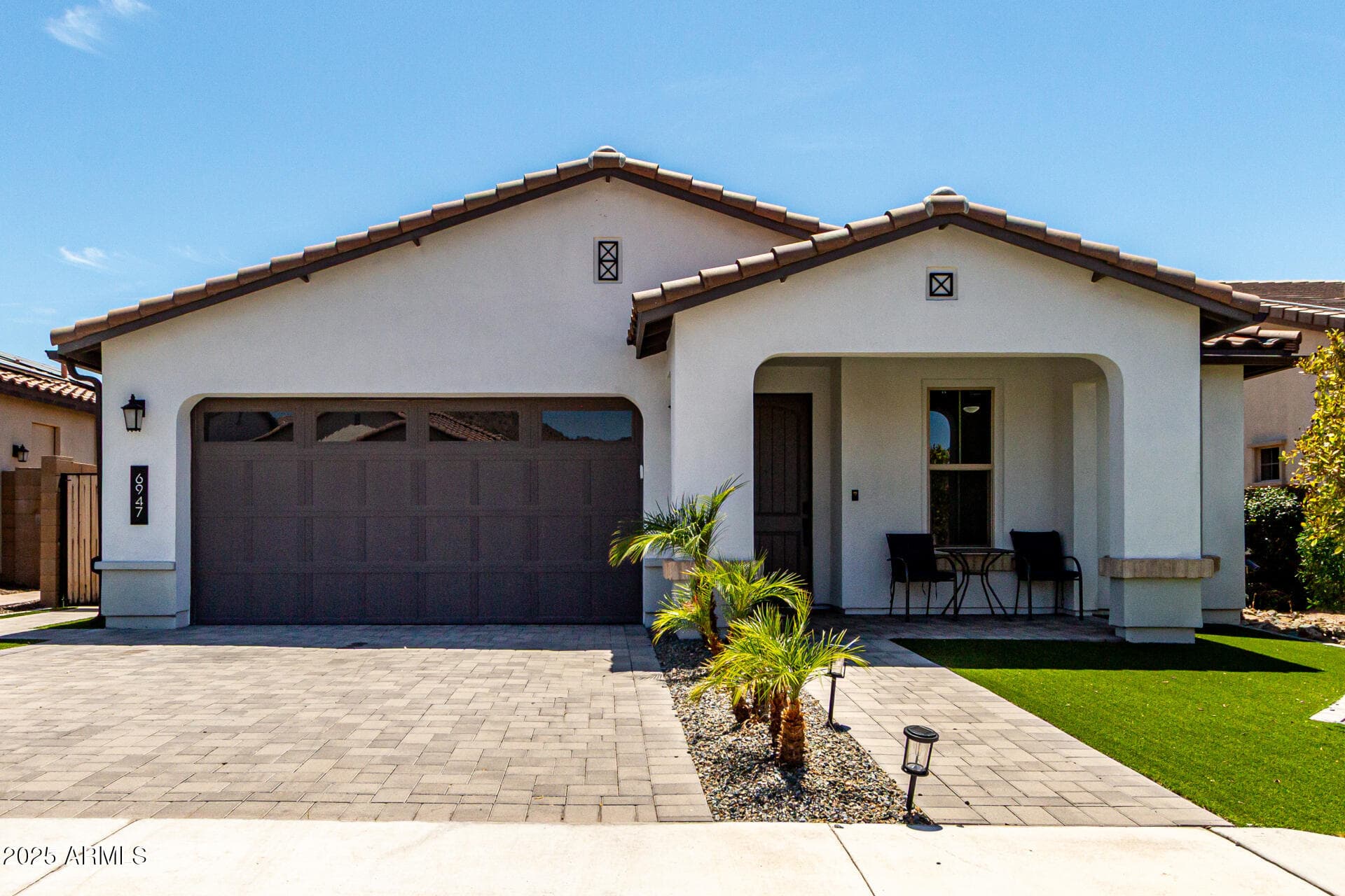 6947 W Spur Dr — photo 2