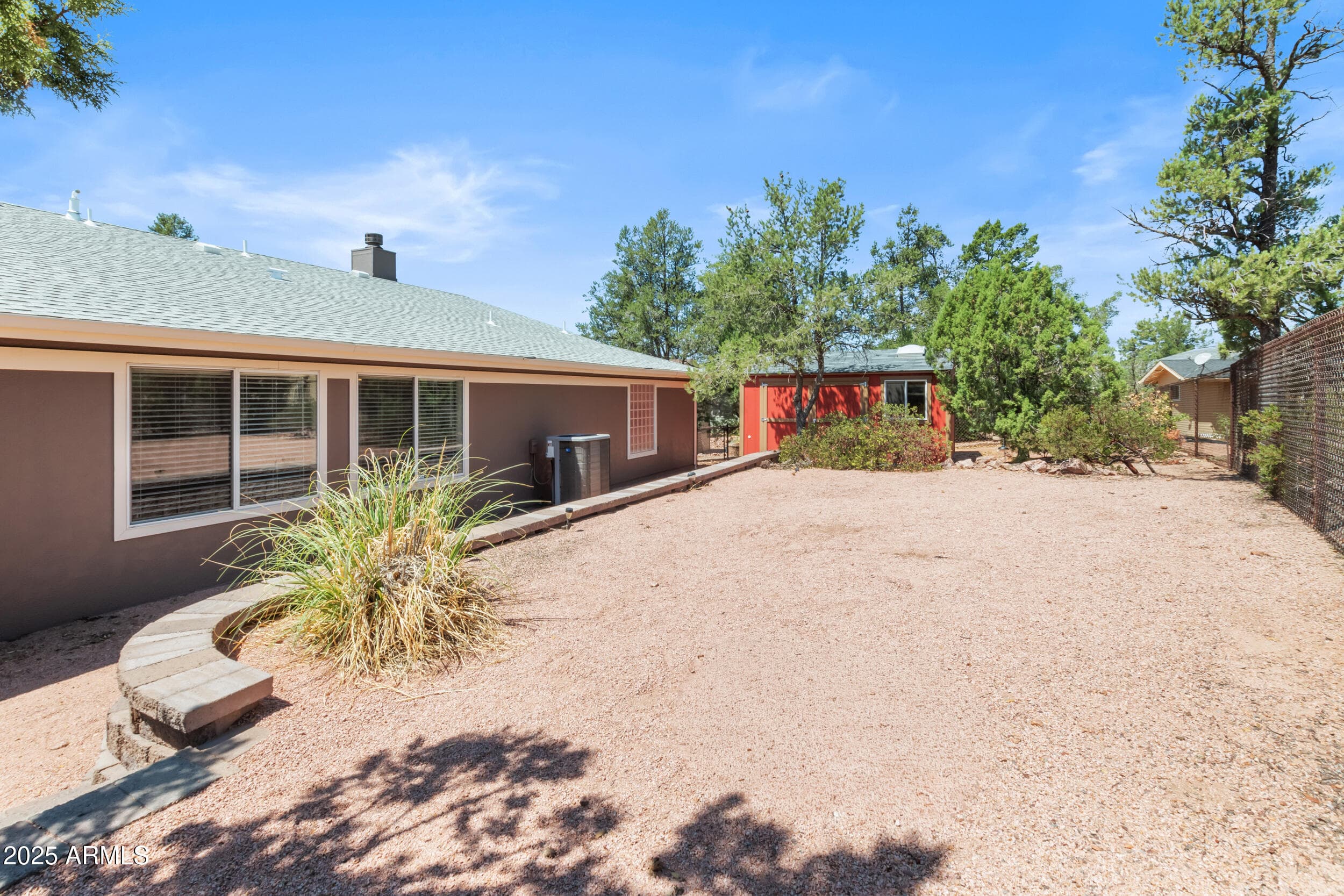 102 S Whiting Dr — photo 32