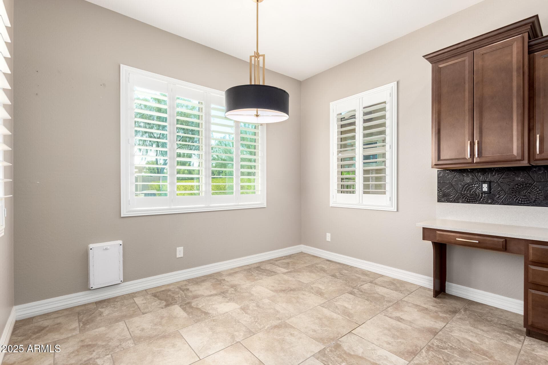 42175 W CRIBBAGE RD - See more photos