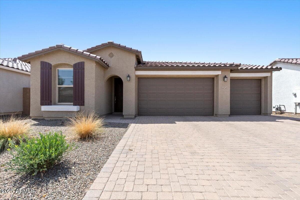22521 E Twilight Dr — photo 2